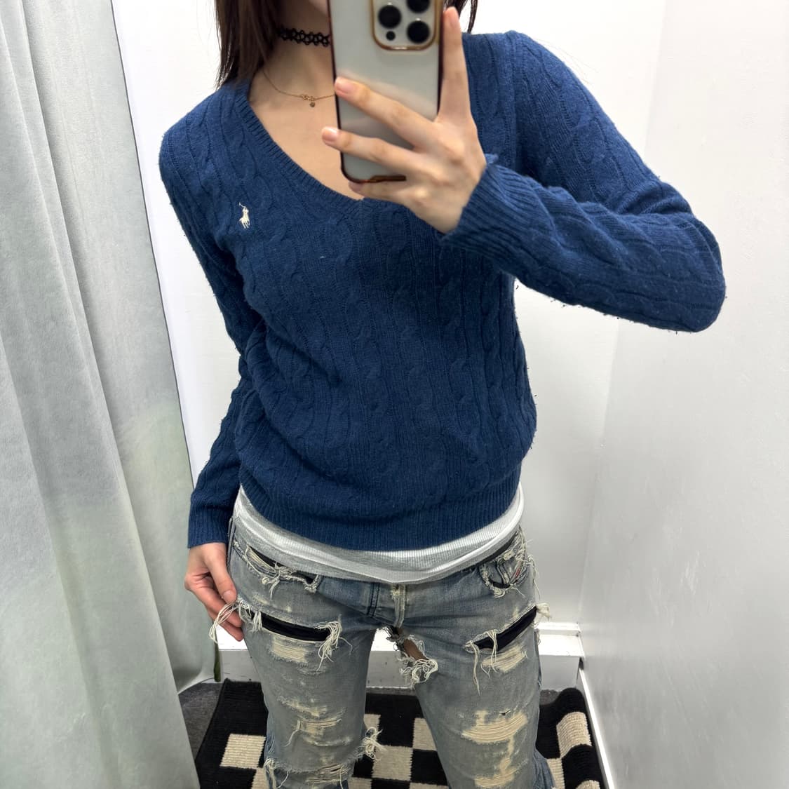 폴로 블루 브이넥 케이블 니트 상품이미지1