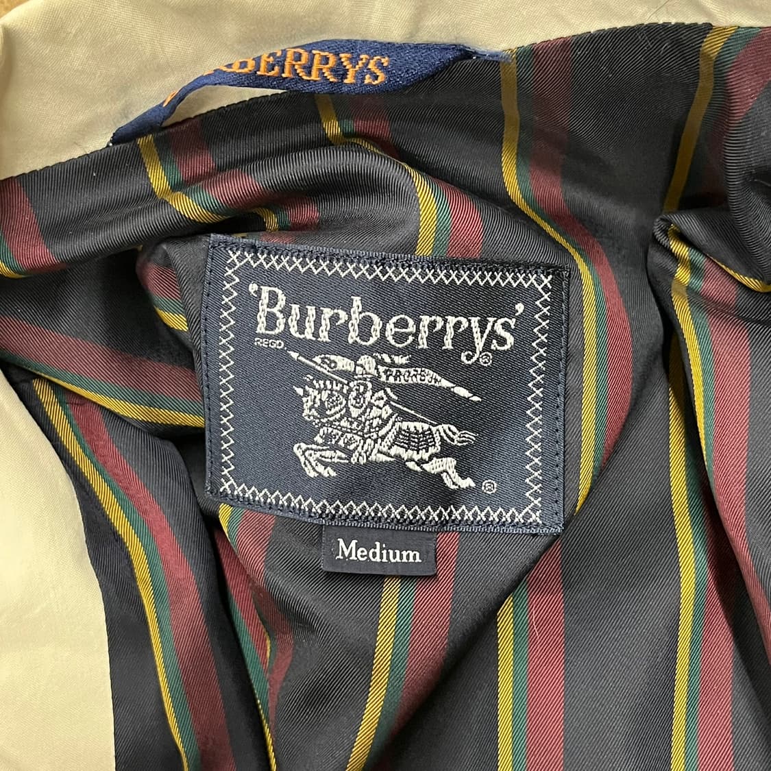 [정품/M] 버버리 아이보리 자켓 점퍼 b18 상품이미지5