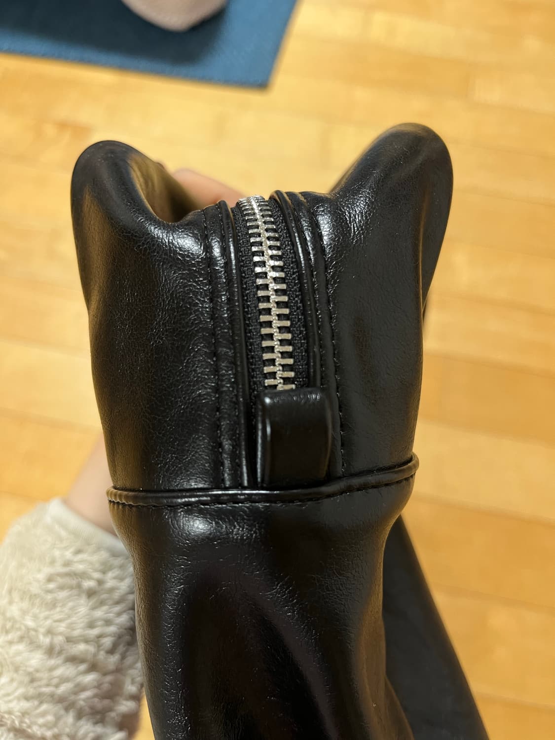 노이에 레더보스턴백 블랙 미디움 상품이미지5