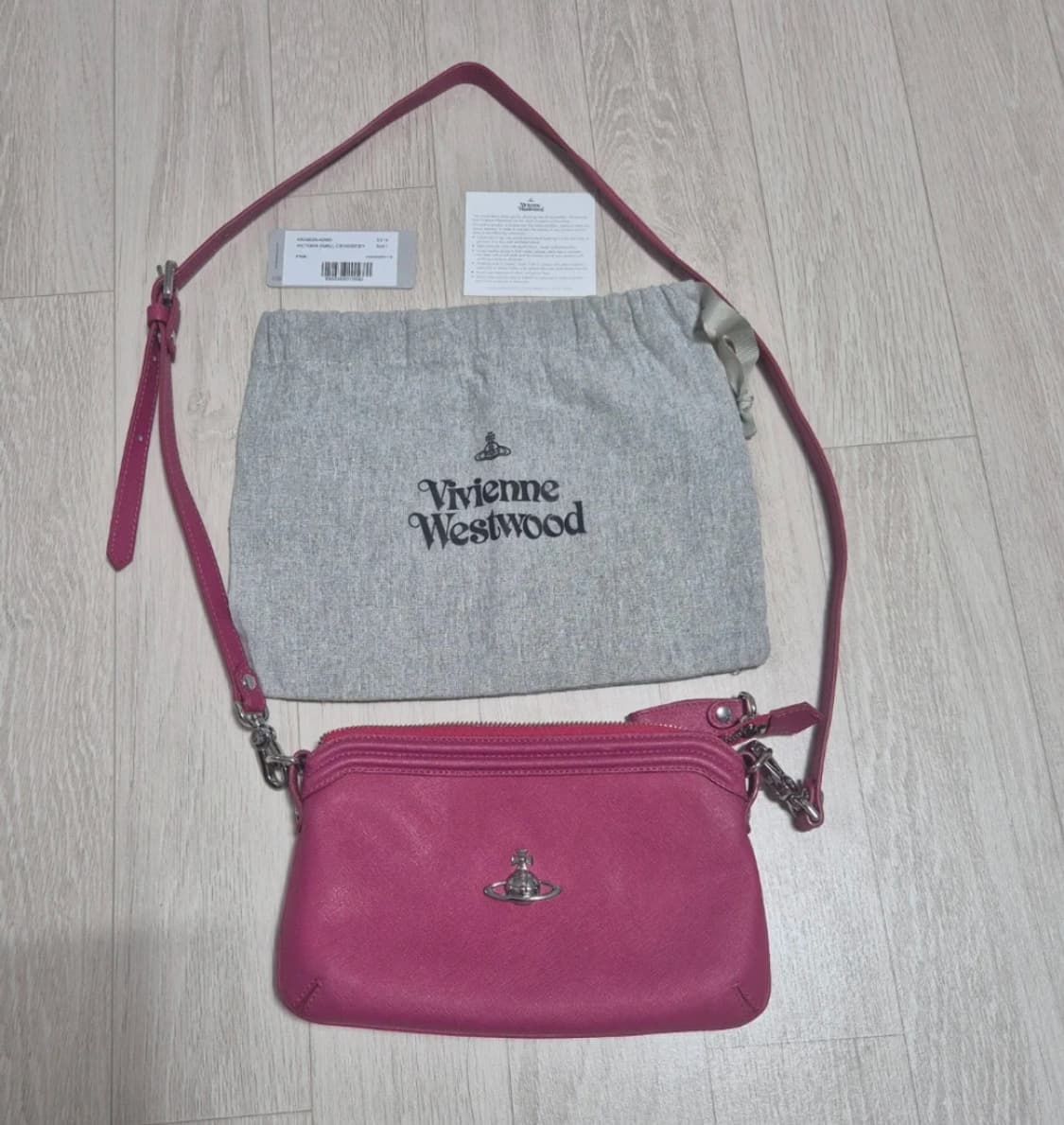 비비안 웨스트우드 스몰 크로스백 핑크 상품이미지2