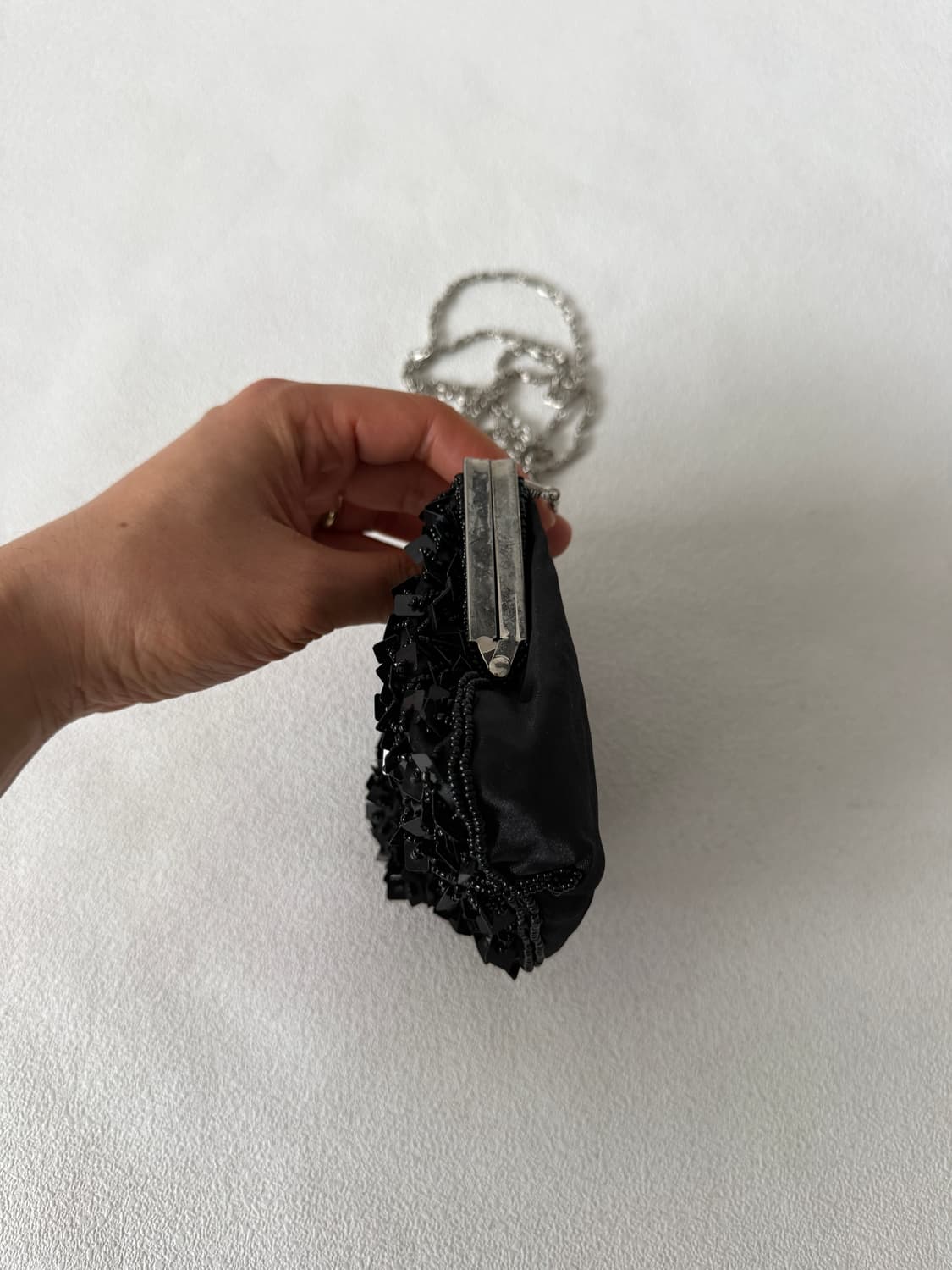 Pre owned 비즈 프레임백 상품이미지4