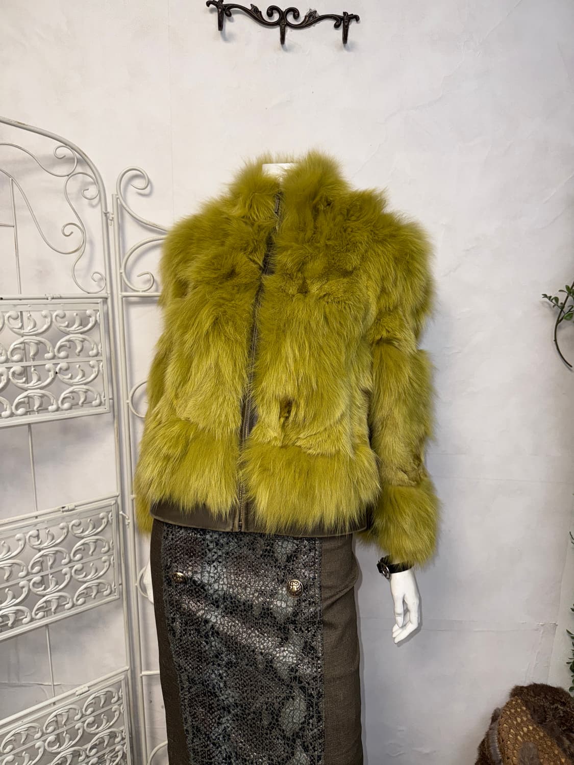 Olive brown lamb skin fox fur jacket  상품이미지4