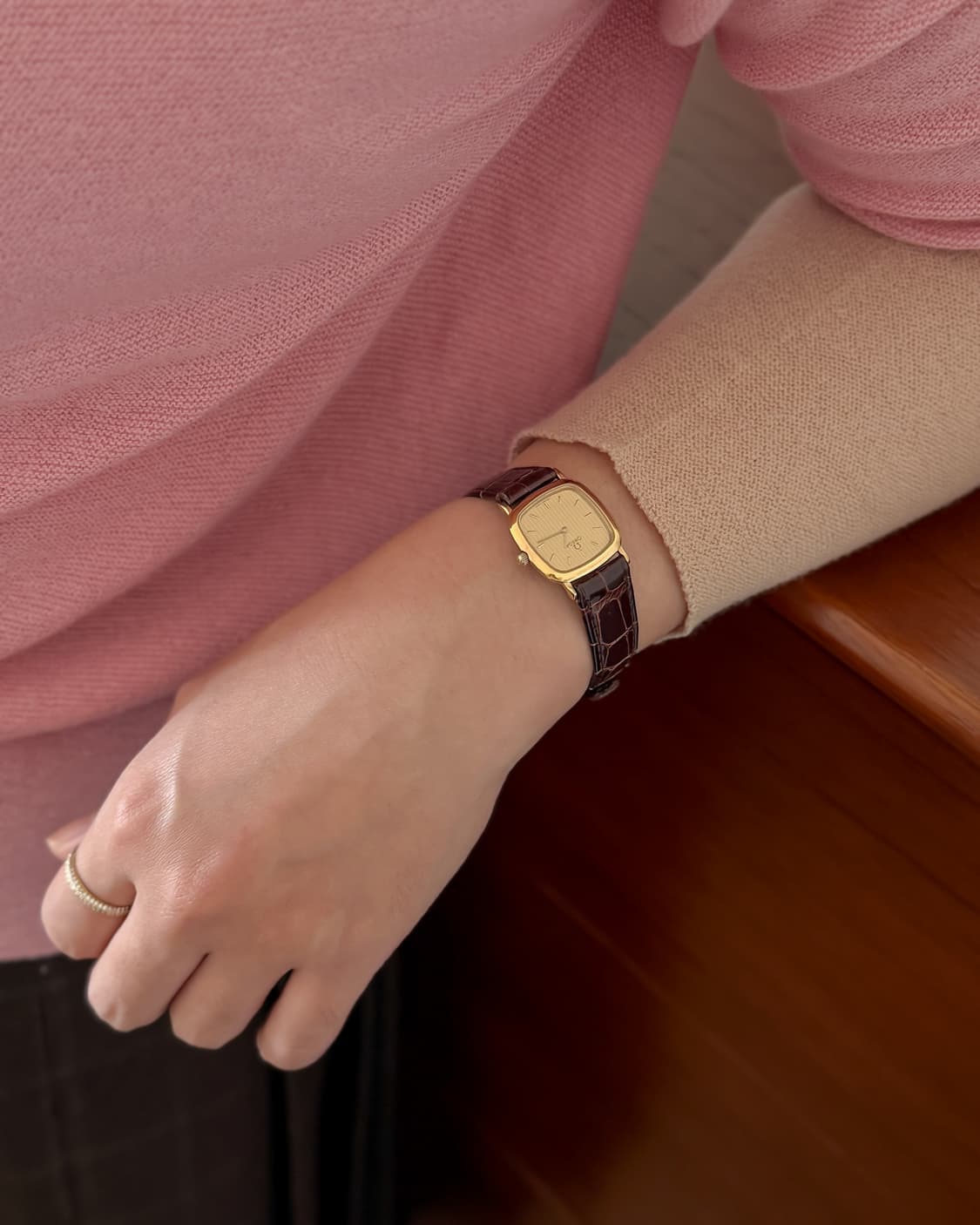 오메가 드빌 골드 스퀘어 시계 상품이미지5