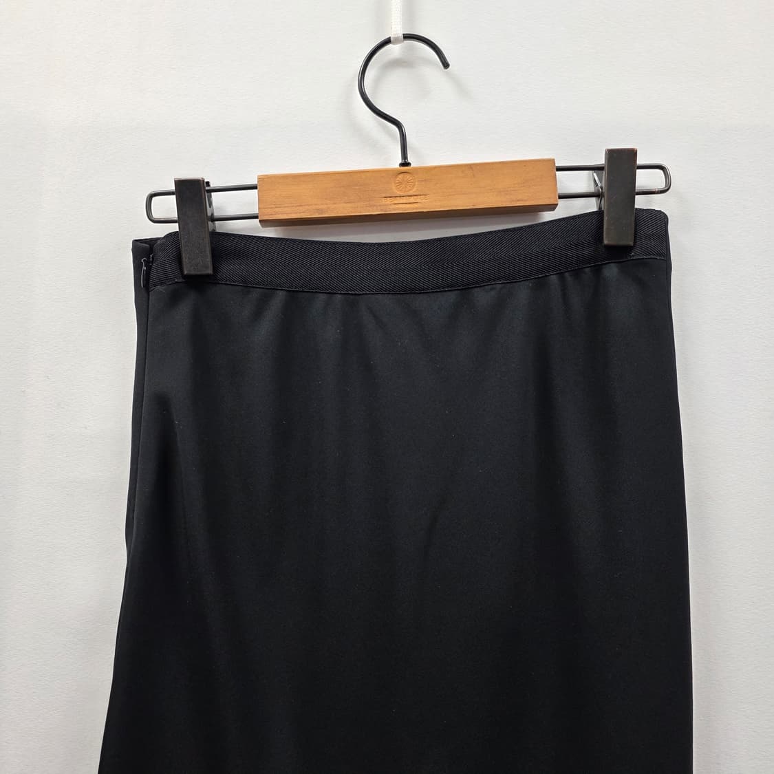 1057 한섬 TIME 타임 블랙 롱 스커트 61-90 / 슬림핏 롱치마 상품이미지2