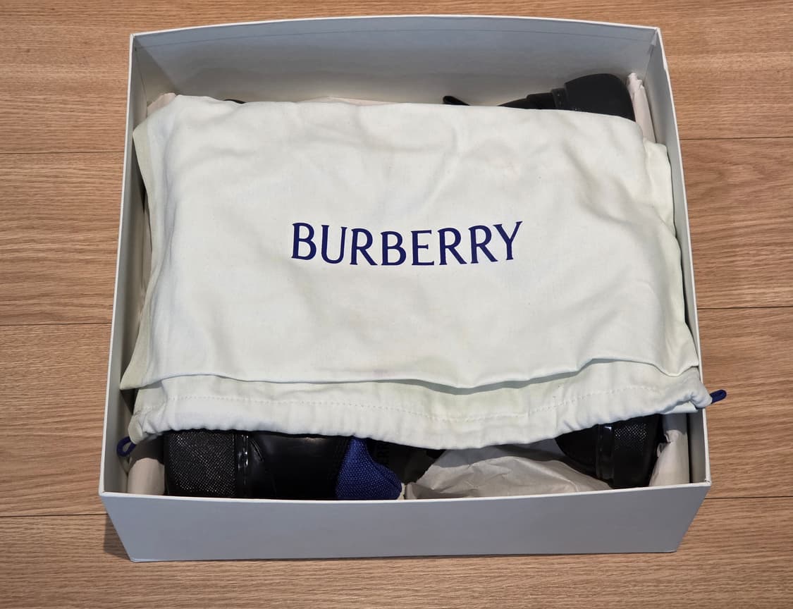 [새제품] 버버리 트랙부츠 41(265~270) 상품이미지6