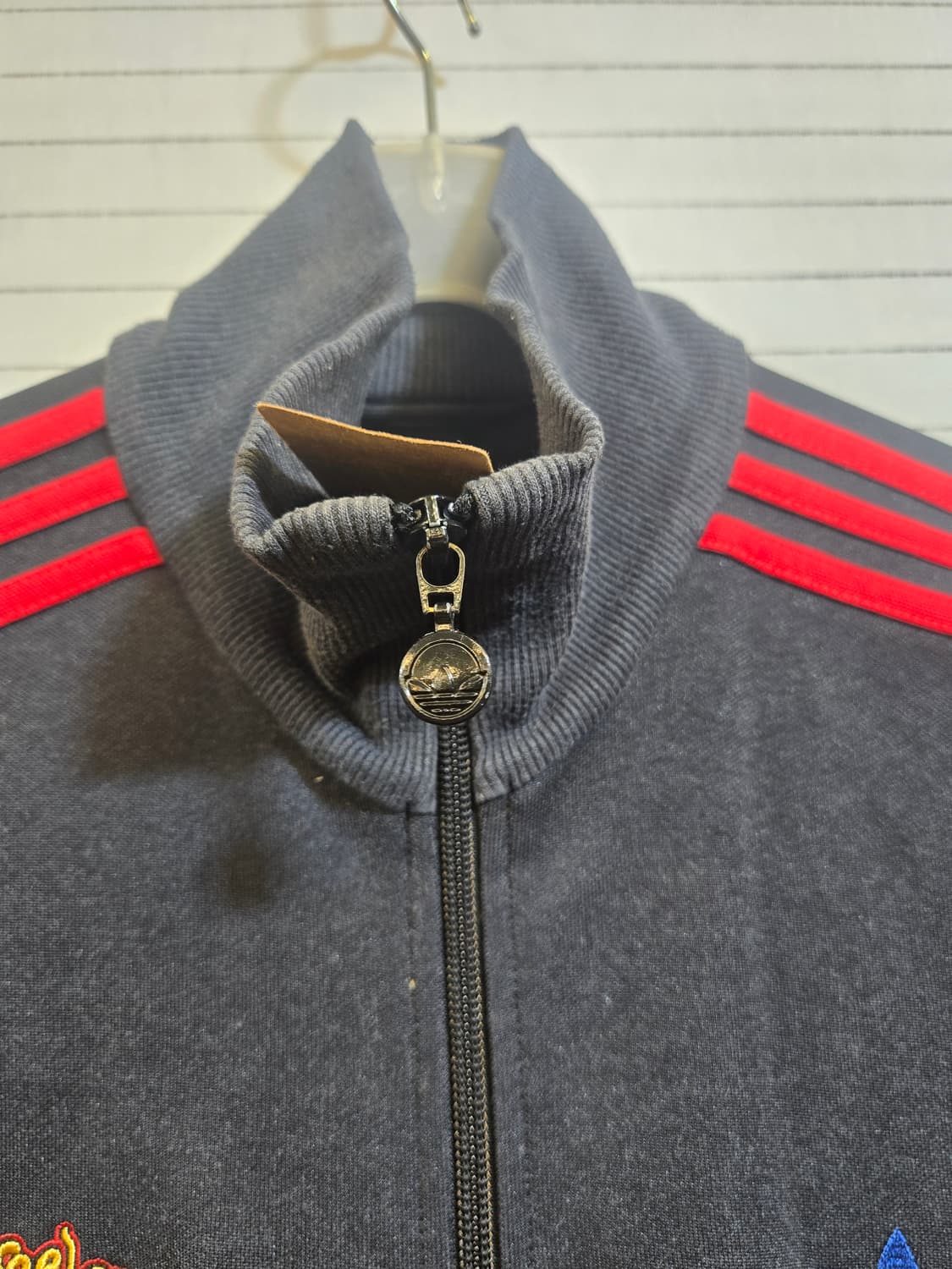 아디다스 검정색 져지 Barcelona 삼선 상품이미지3