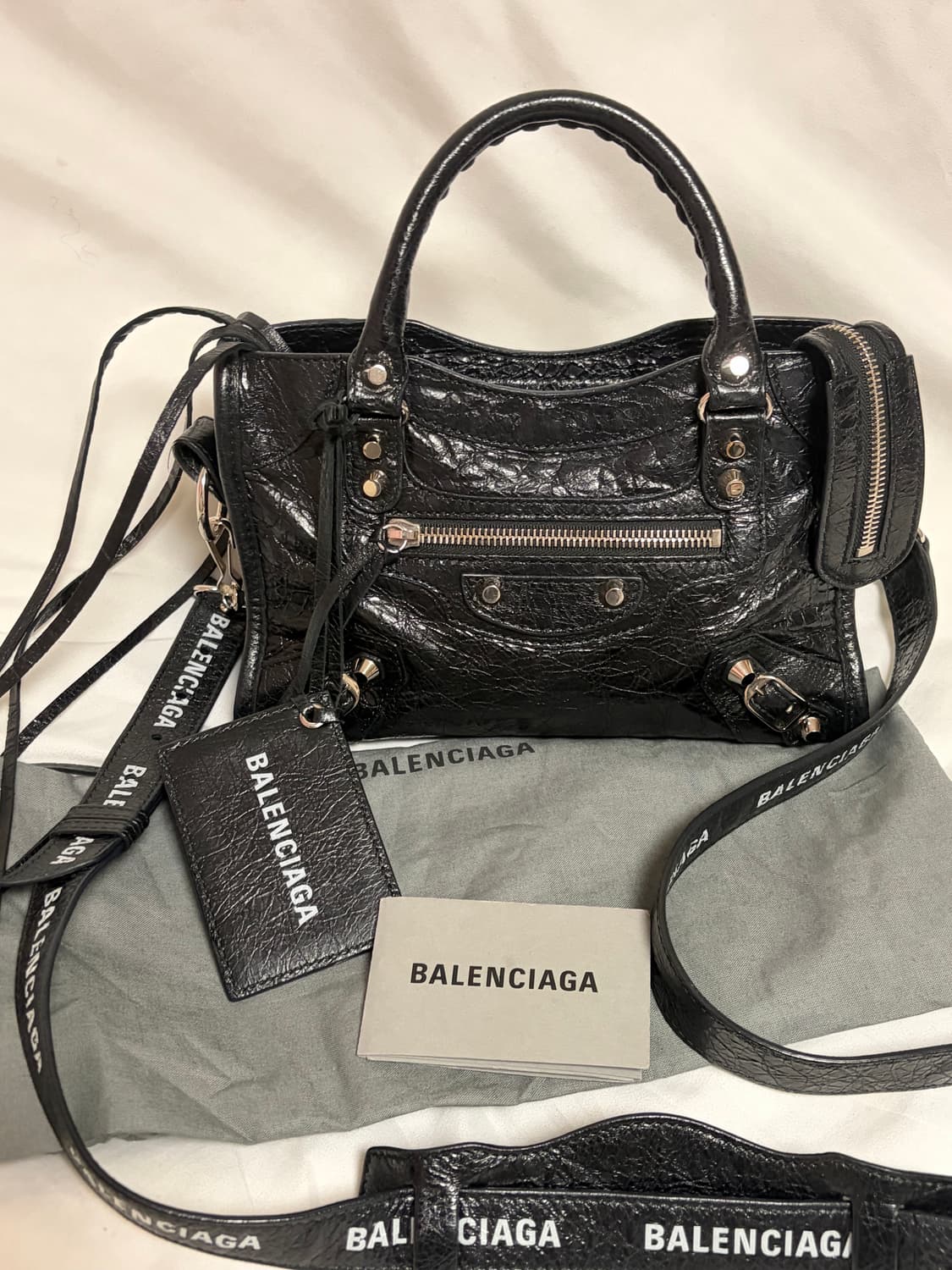 ✨오픈 Event / 발렌시아가 모터백 미니 [레터링 스트랩] 상품이미지1