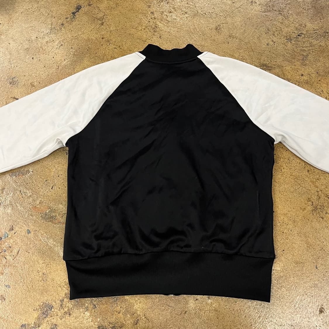 아디다스 흰검 실버 져지 트랙탑 100 상품이미지4