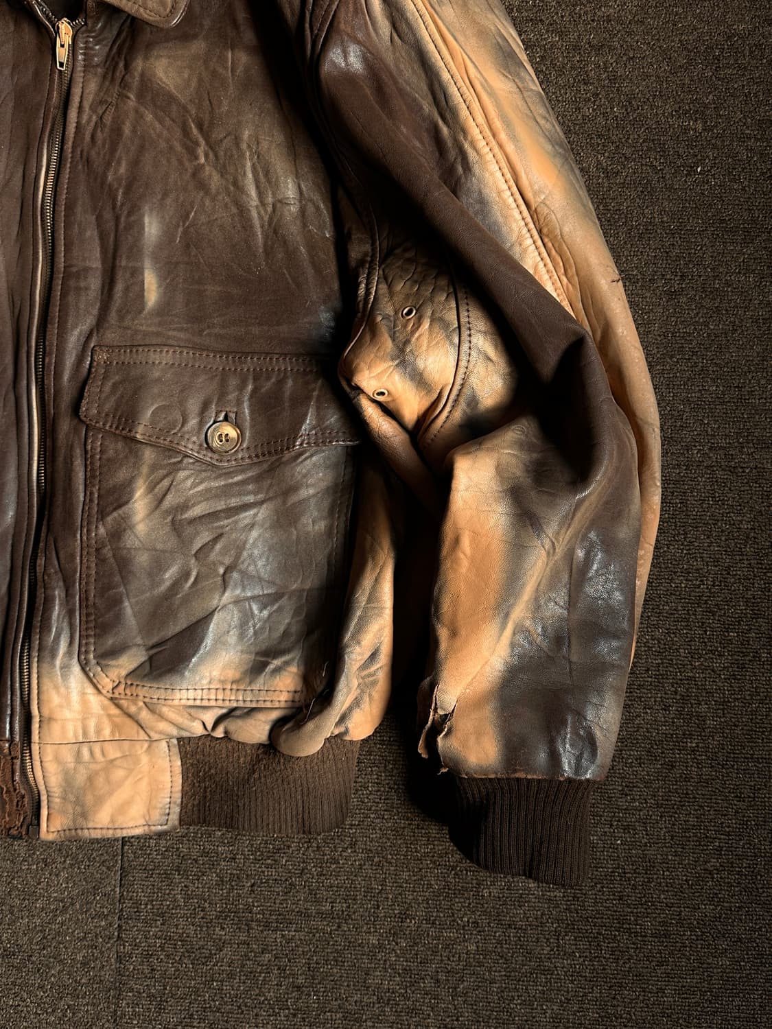 콘트라스트 커스텀 레더 G-1 자켓 상품이미지10