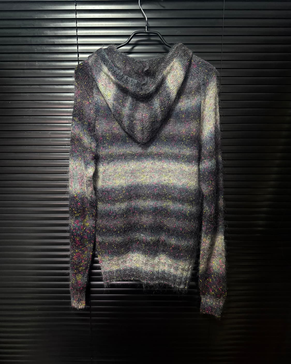 캐서린 햄넷 런던 보카시 모헤어 나일론 스트라이프 일본 후드 니트 집업 상품이미지5