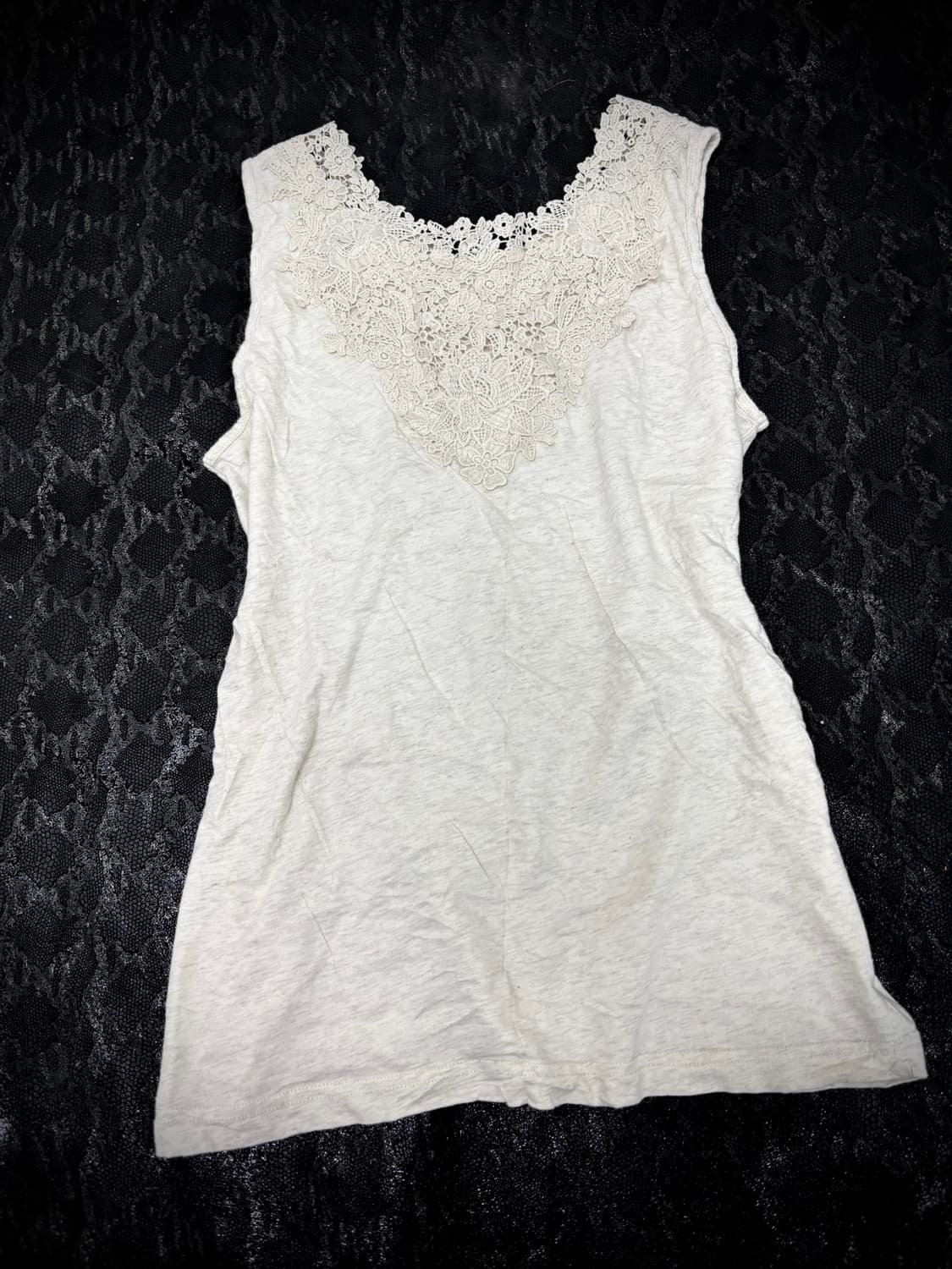 “Vintage” Lace Detail Sleeveless 상품이미지3