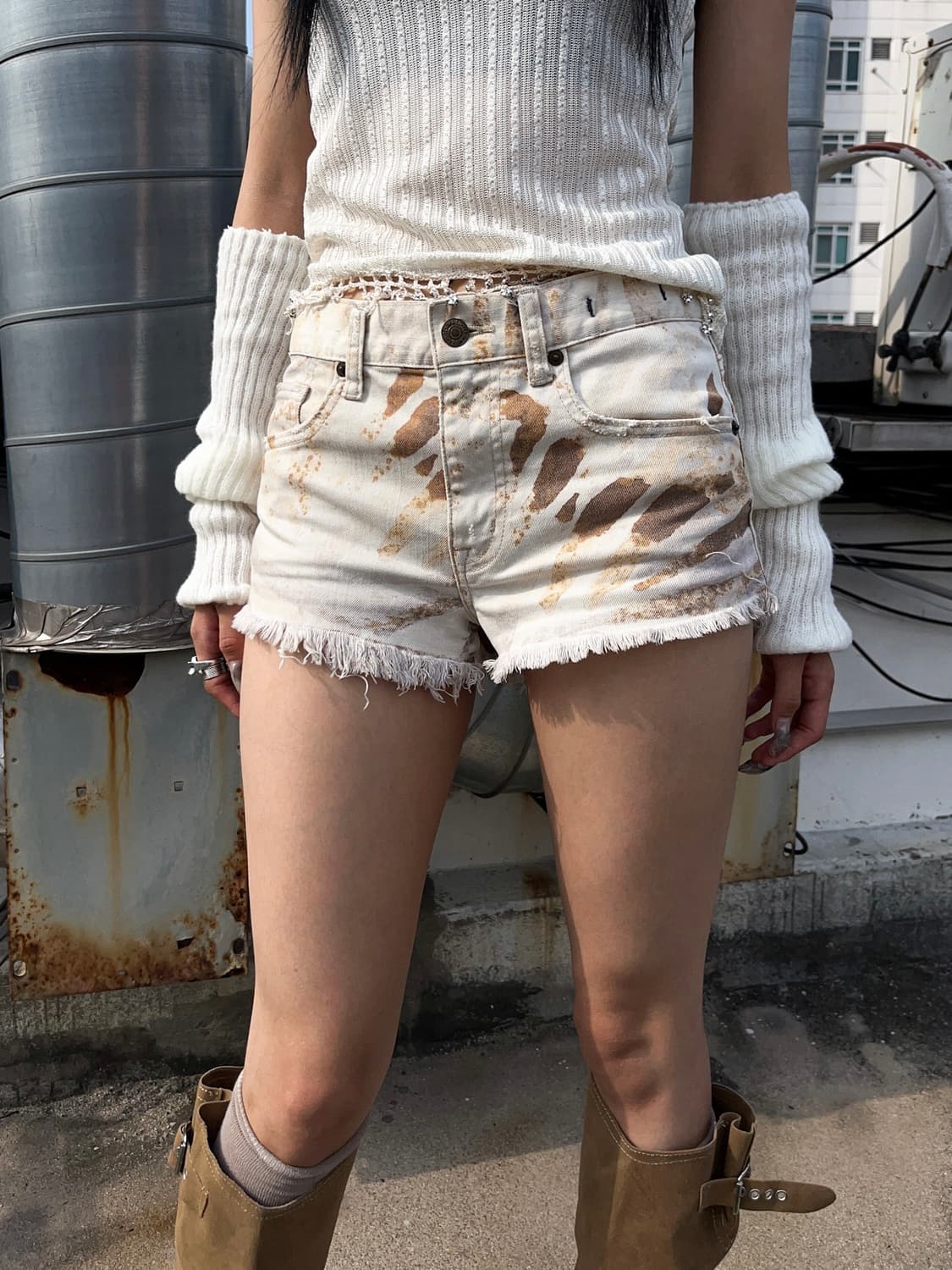 Brown painting shorts  상품이미지3