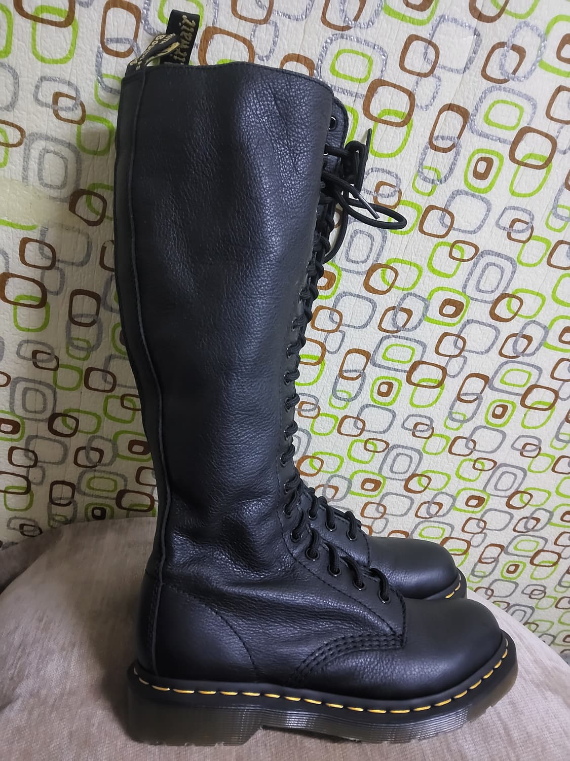 닥터마틴 20홀 1B60 모델 240사이즈  상품이미지3