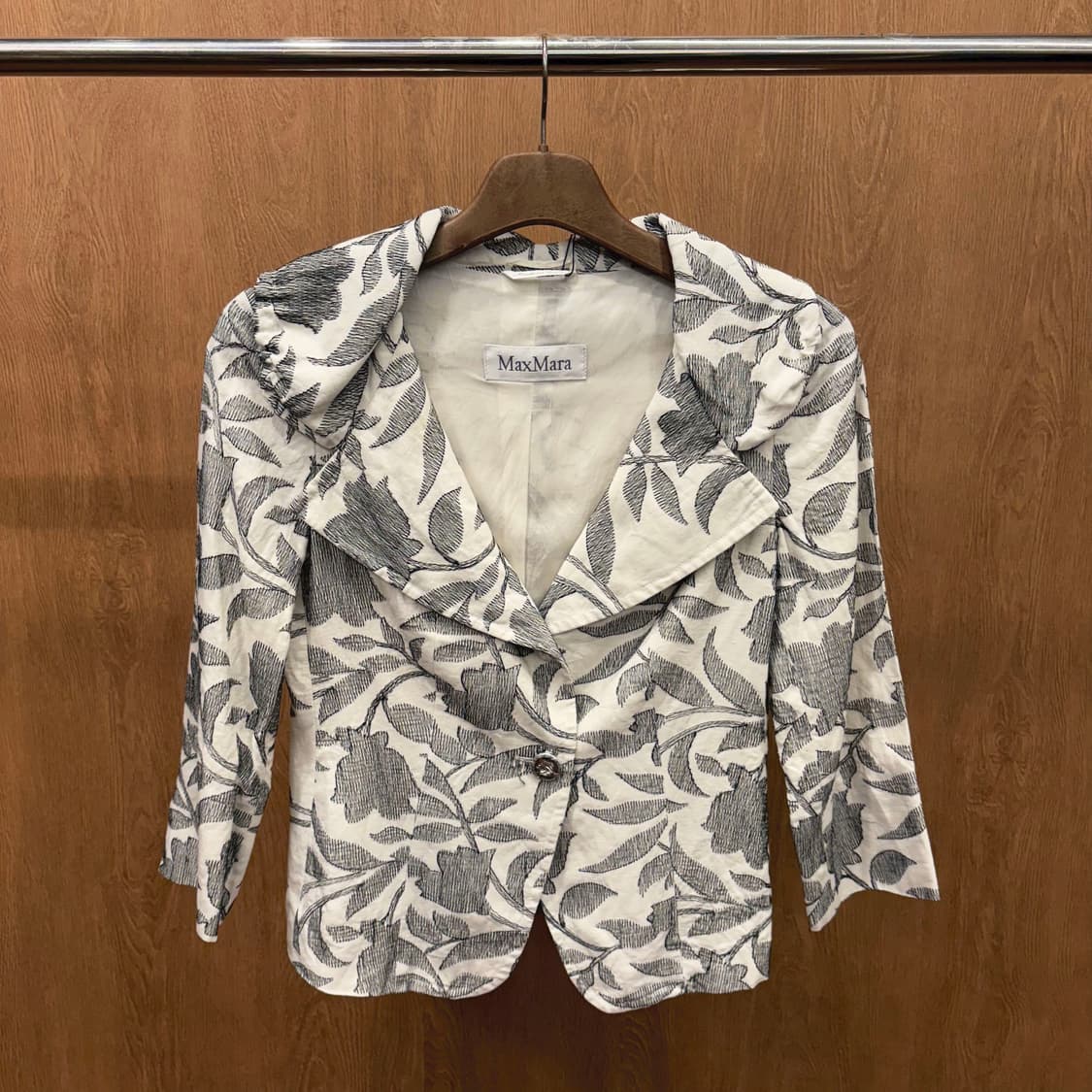 막스마라 린넨 블렌드 테일러드 자켓 그레이 플로럴 자수 디테일 아이보리 상품이미지2