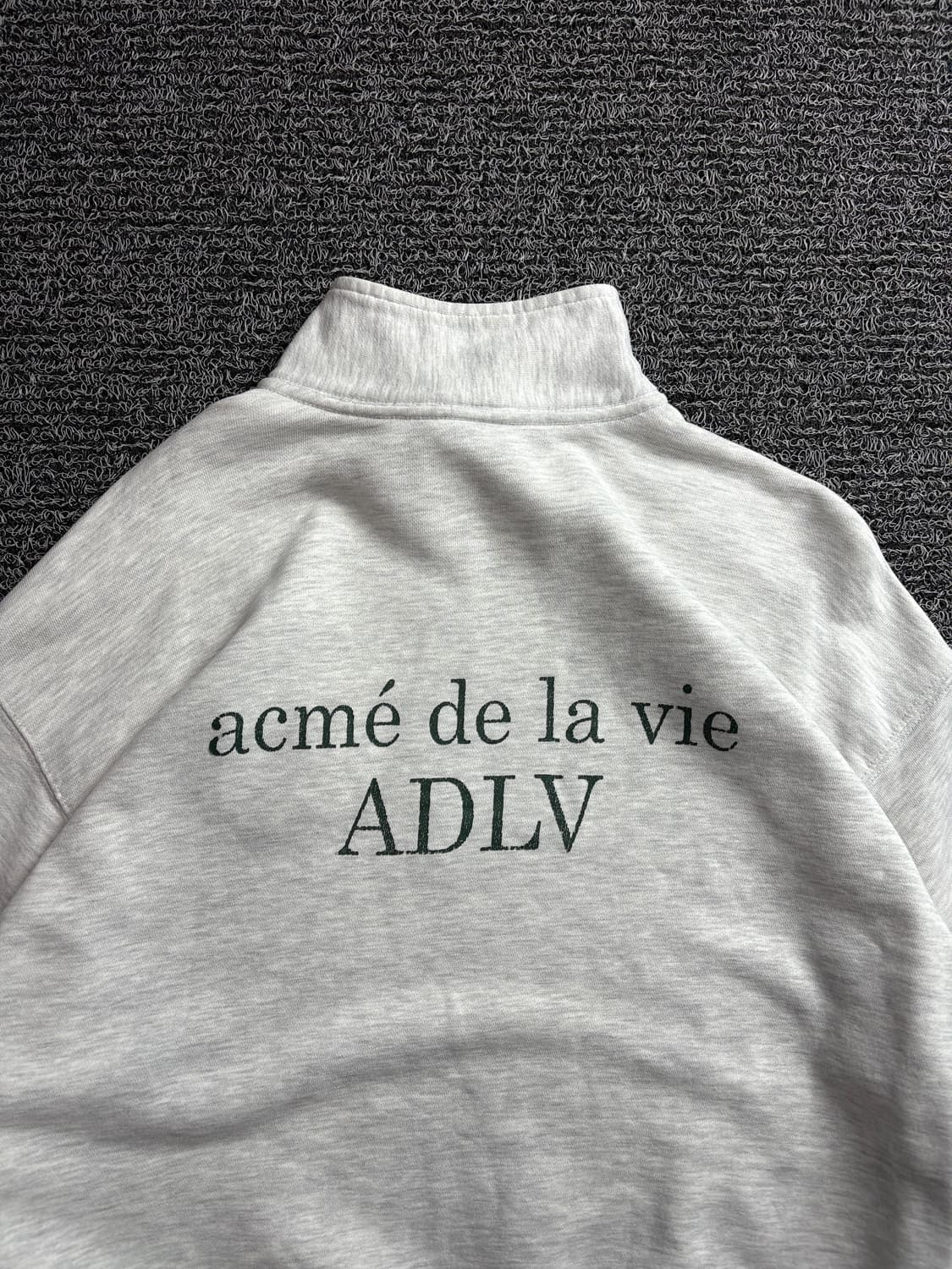 아크메드라비 빅로고 스웻 반집업 3762 상품이미지1