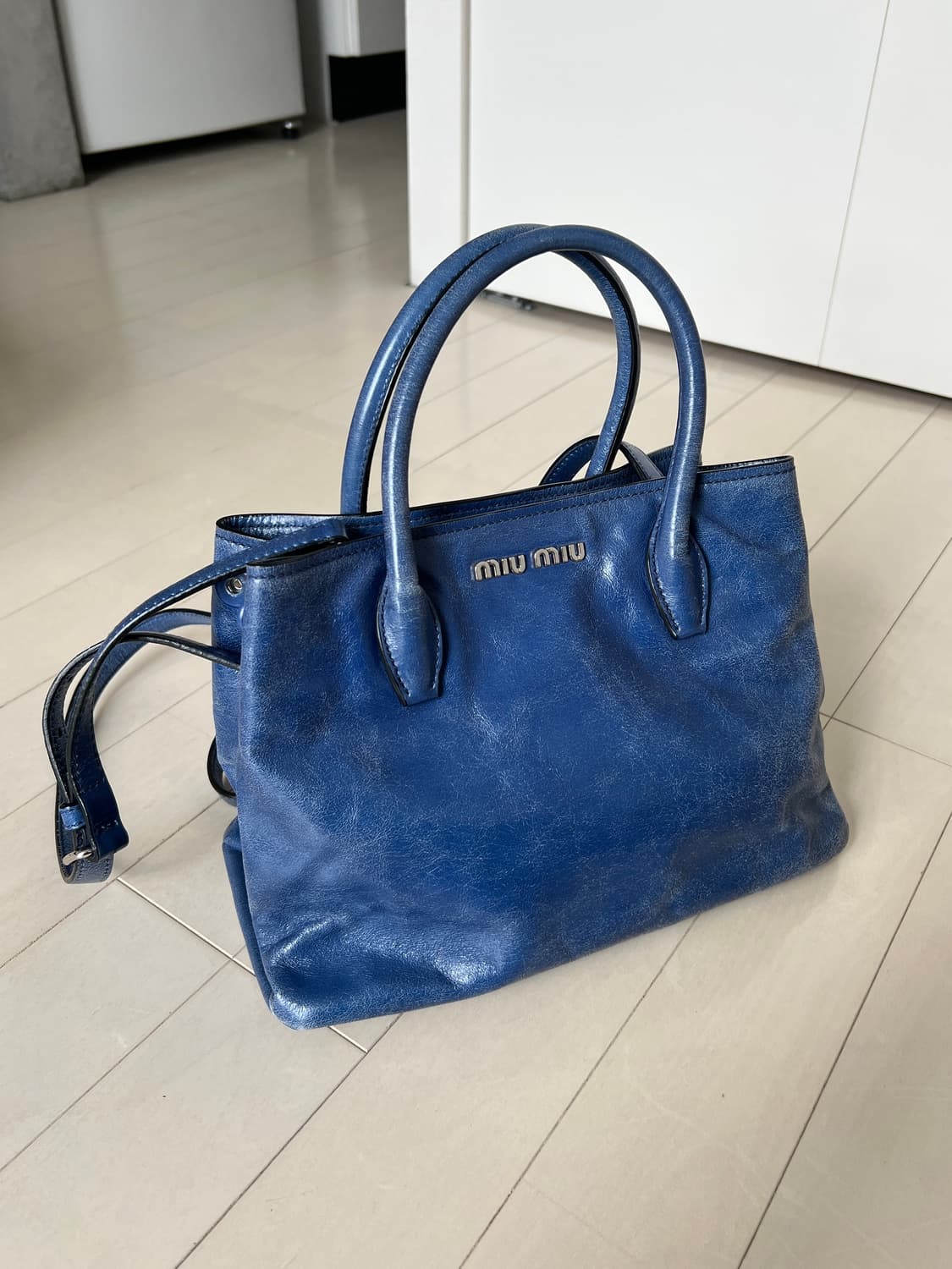 Miumiu 미우미우 핸드백 상품이미지1