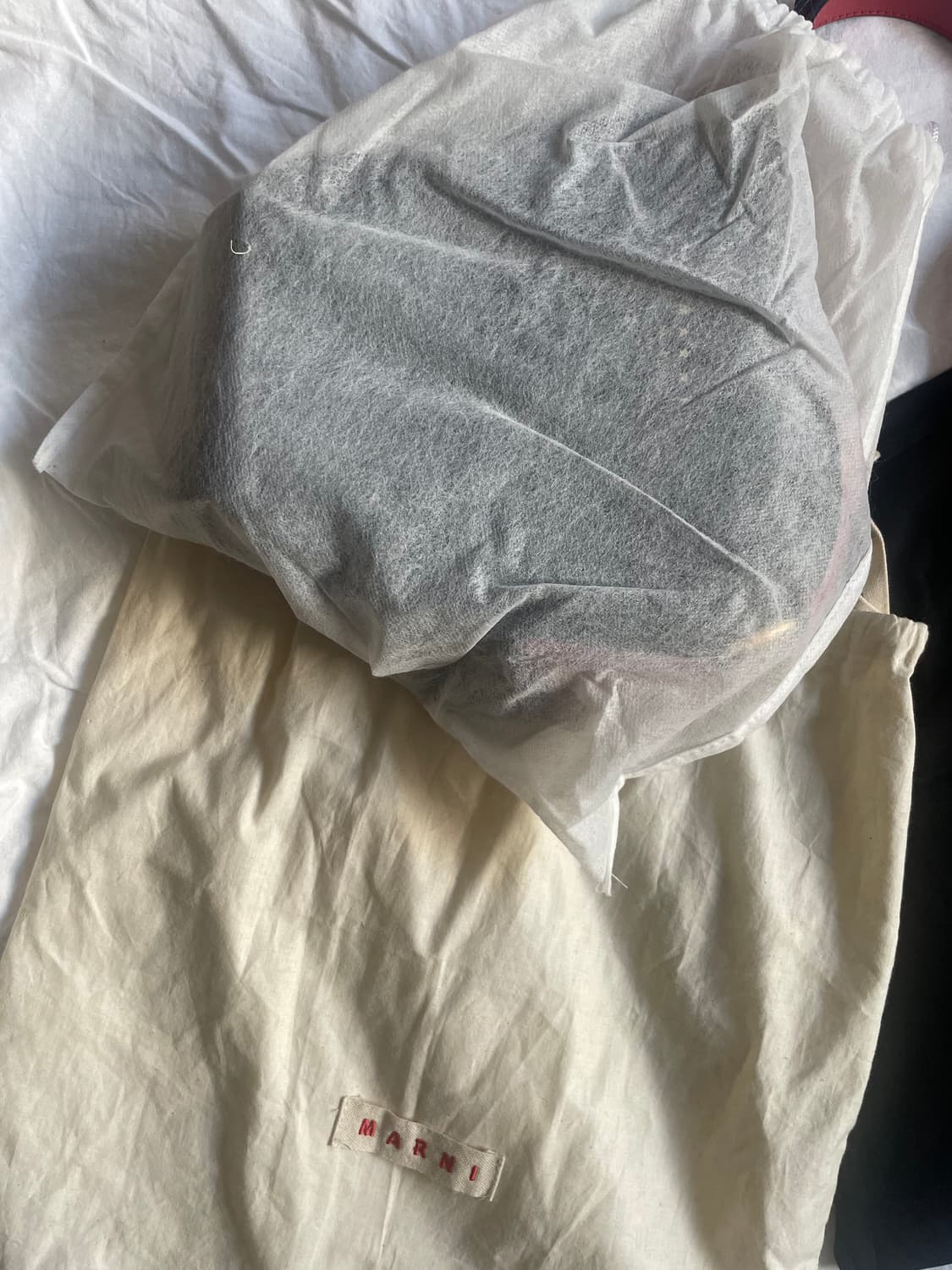 마르니 드로스트링 토트백 상품이미지6