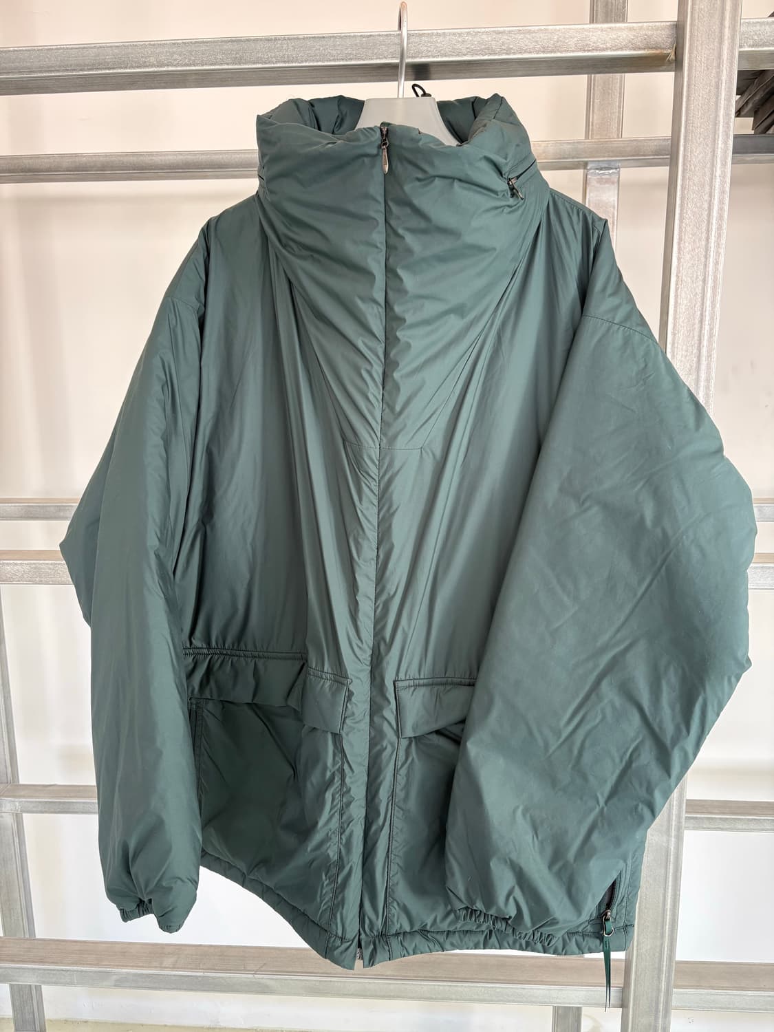 나나미카 인슐레이션 자켓 패딩 팝니다. 상품이미지2