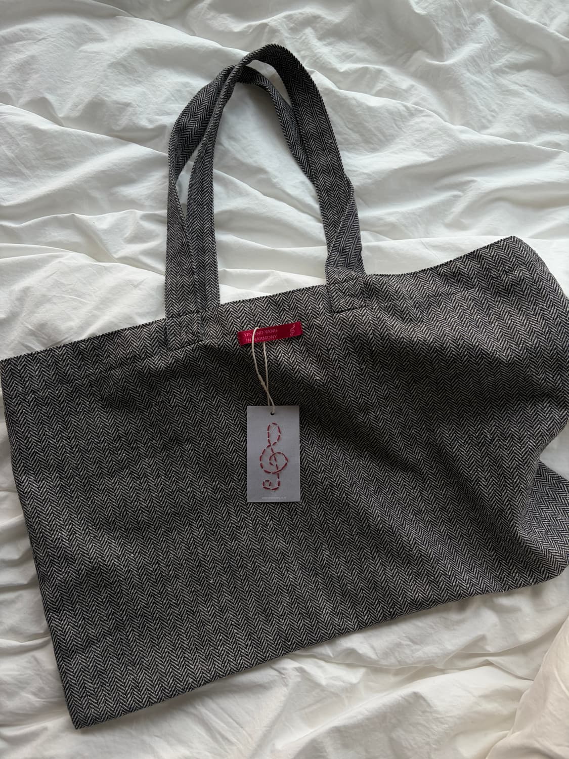 YIN AND YANG IN HARMONY 가방 상품이미지2