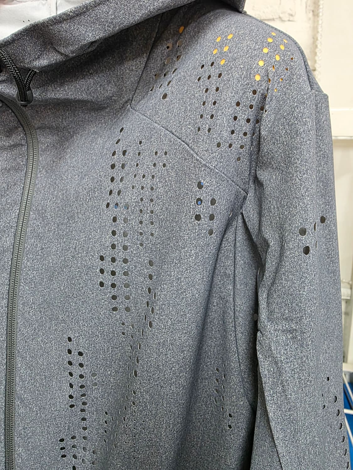 띠어리 여성바람막이 77 펀칭 후드 바람막이자켓 WM63 상품이미지2