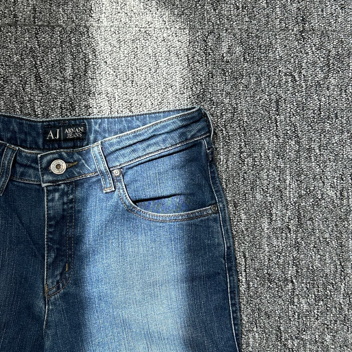 아르마니 진스 세미부츠컷 데님 팬츠 상품이미지3