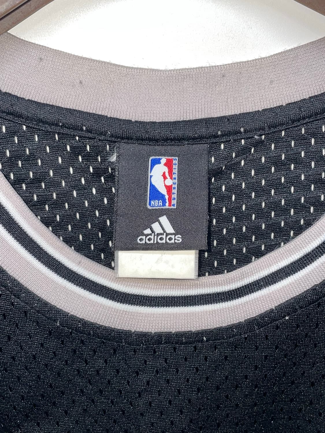아디다스 스퍼스 21번 농구 유니폼 상품이미지7