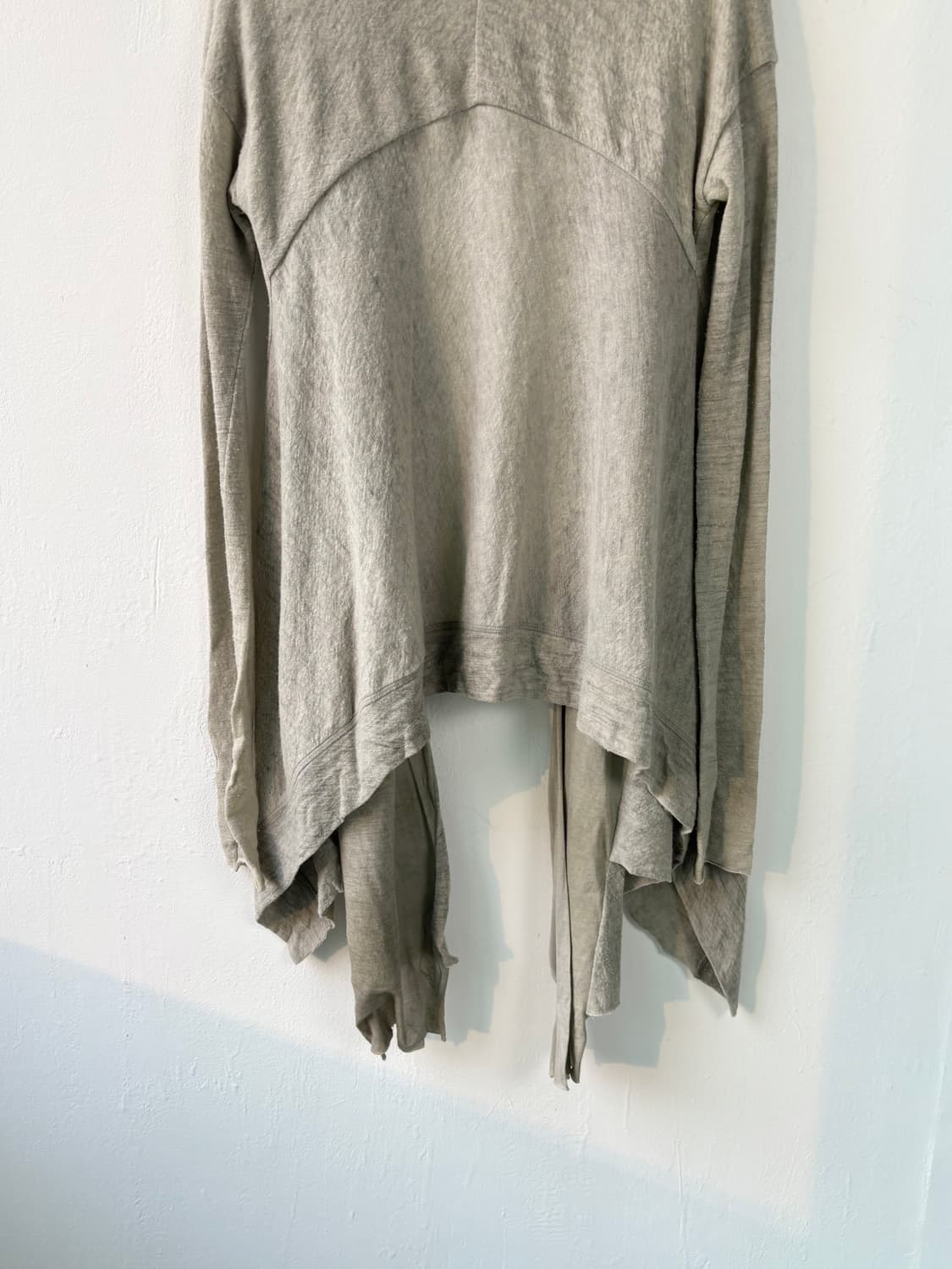 일라리아 니스트리 아티잔 비대칭 가디건 상품이미지9