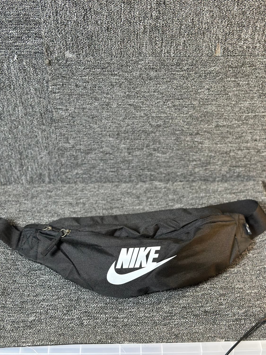 나이키 블랙 힙색 상품이미지6