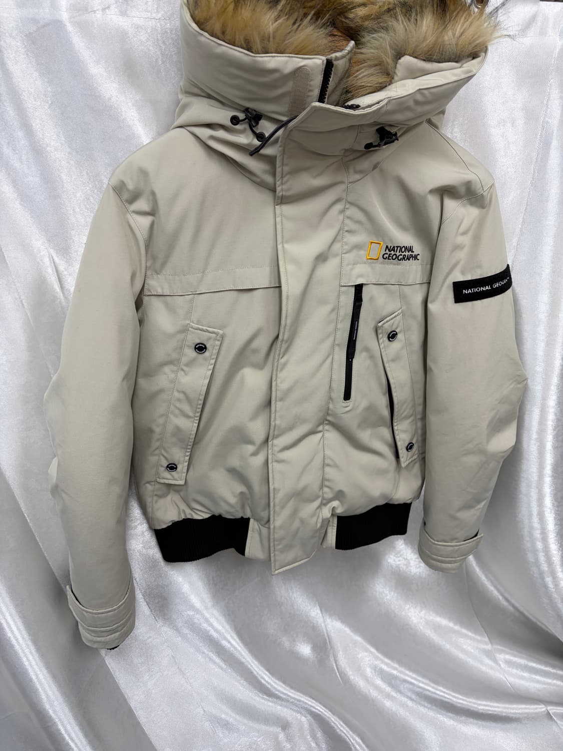 내셔널지오그래픽 오리털 여성 패딩 사이즈95M 상품이미지3