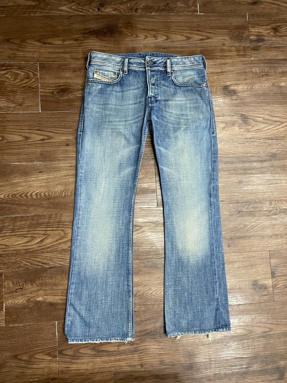 디젤 ZATHAN 부츠컷 플레어진 상품이미지1