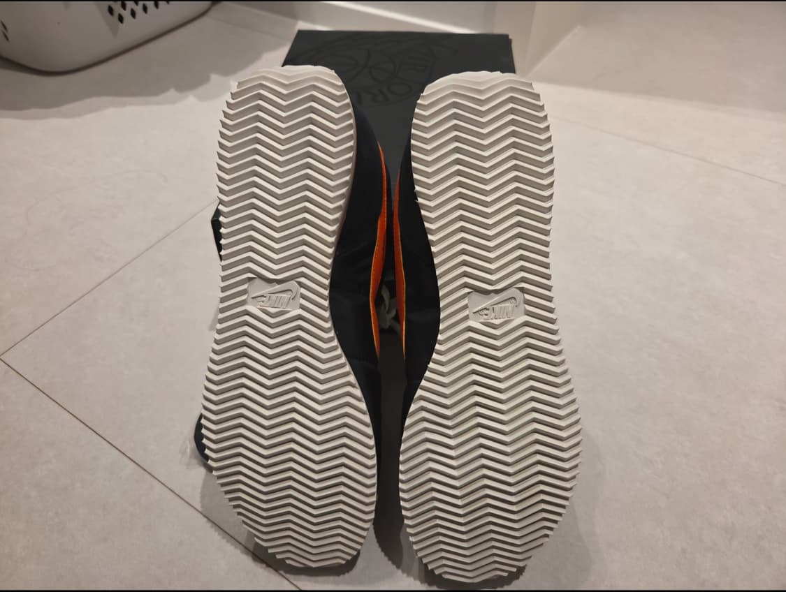 새상품_나이키 코르테즈 TXT 블랙/오렌지 275 상품이미지7