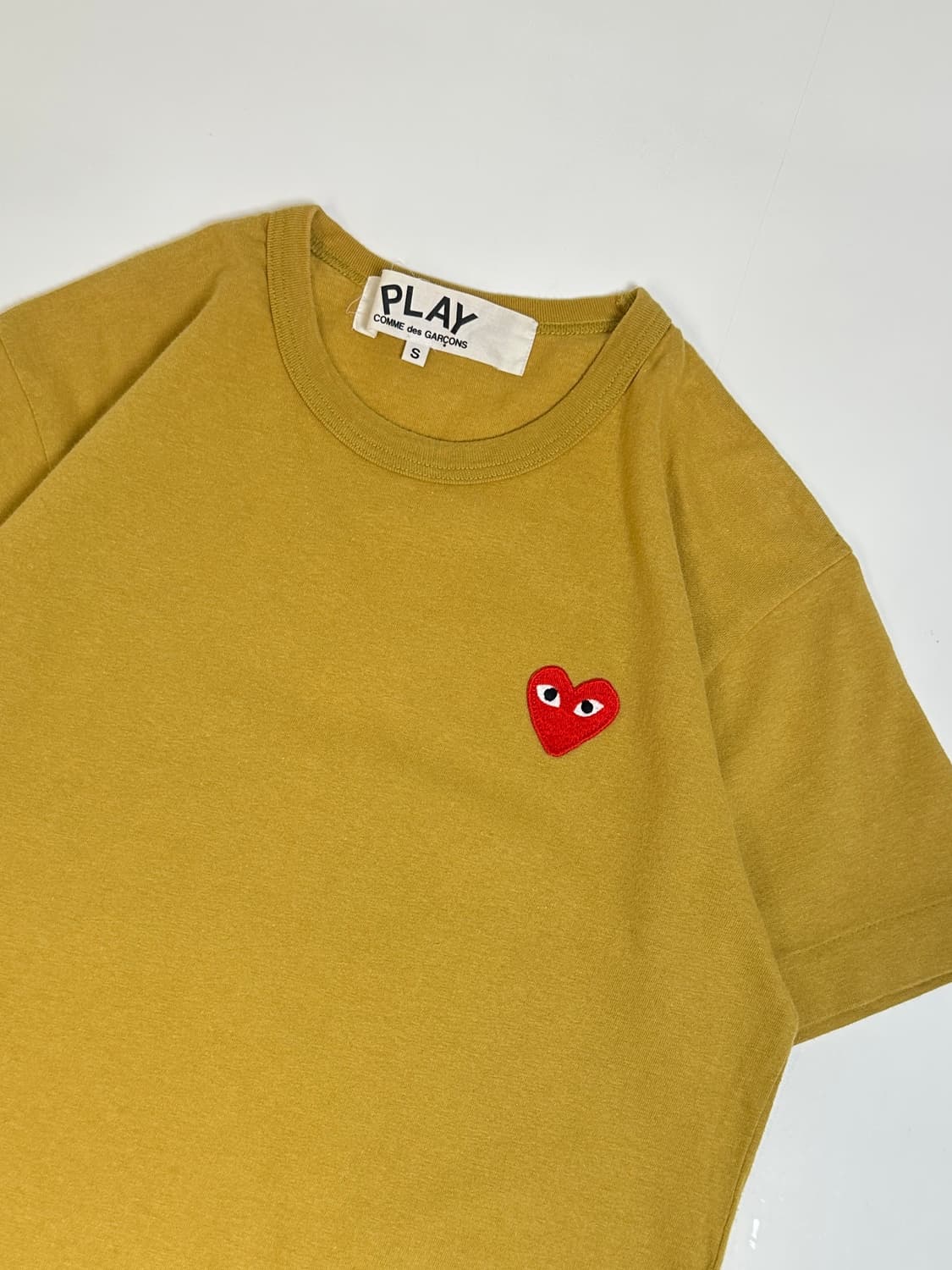 꼼데가르송 하트 반팔티 S 상품이미지1