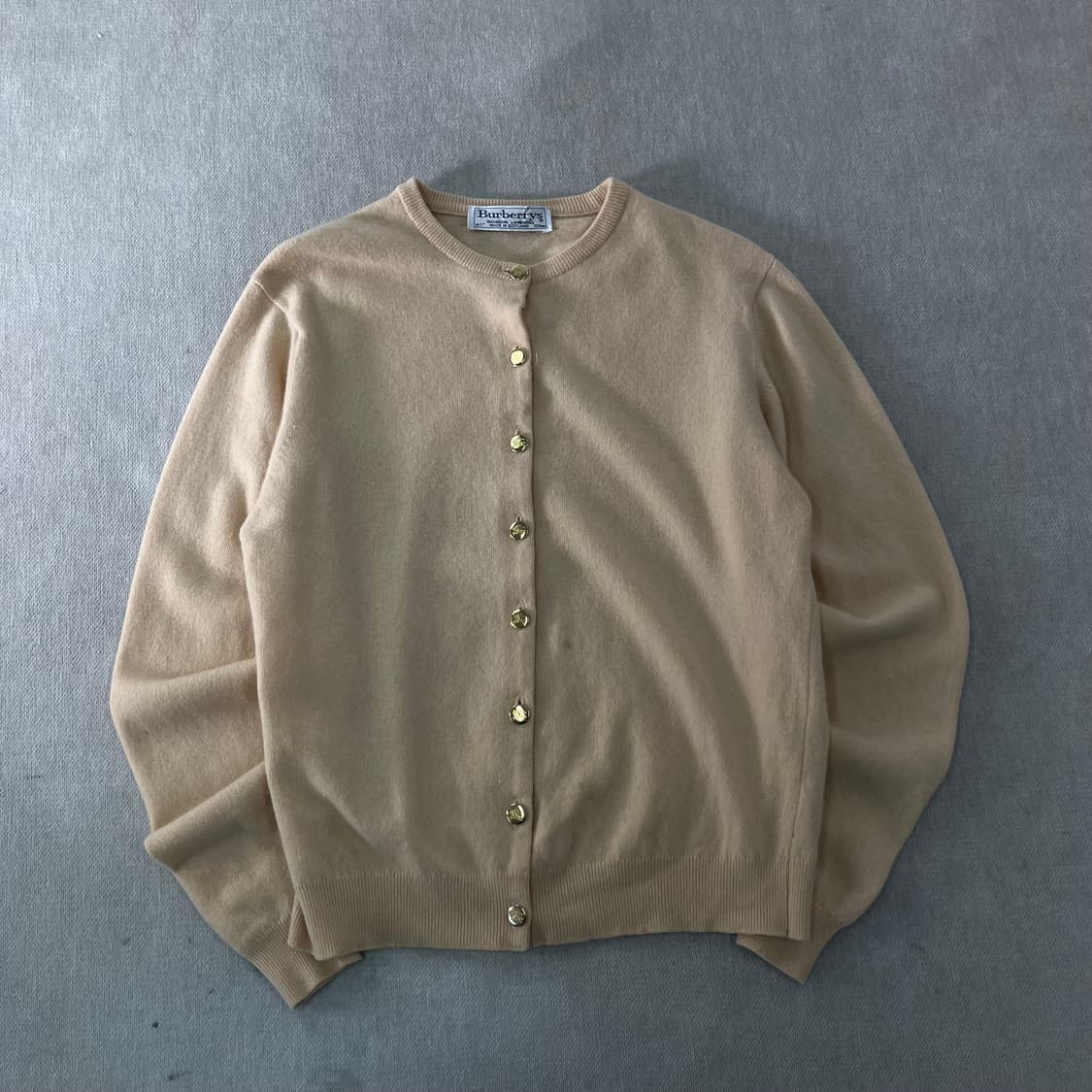 W 95 버버리 금장 기마로고 베이지 울 가디건 상품이미지1