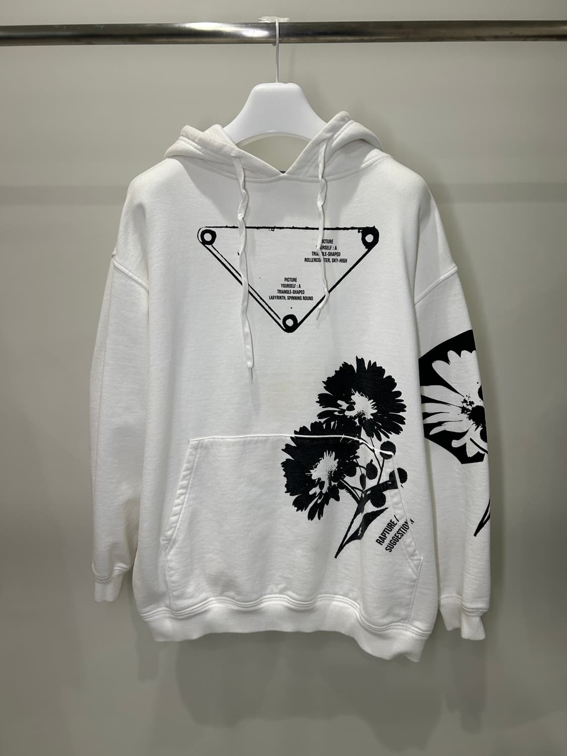 [정품] 프라다 후드티 상품이미지1