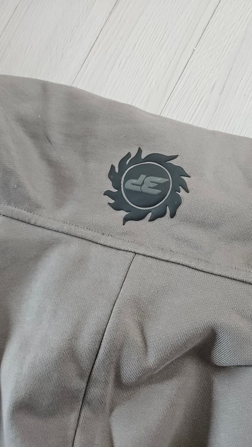 브로큰플래닛 후드 M 상품이미지3