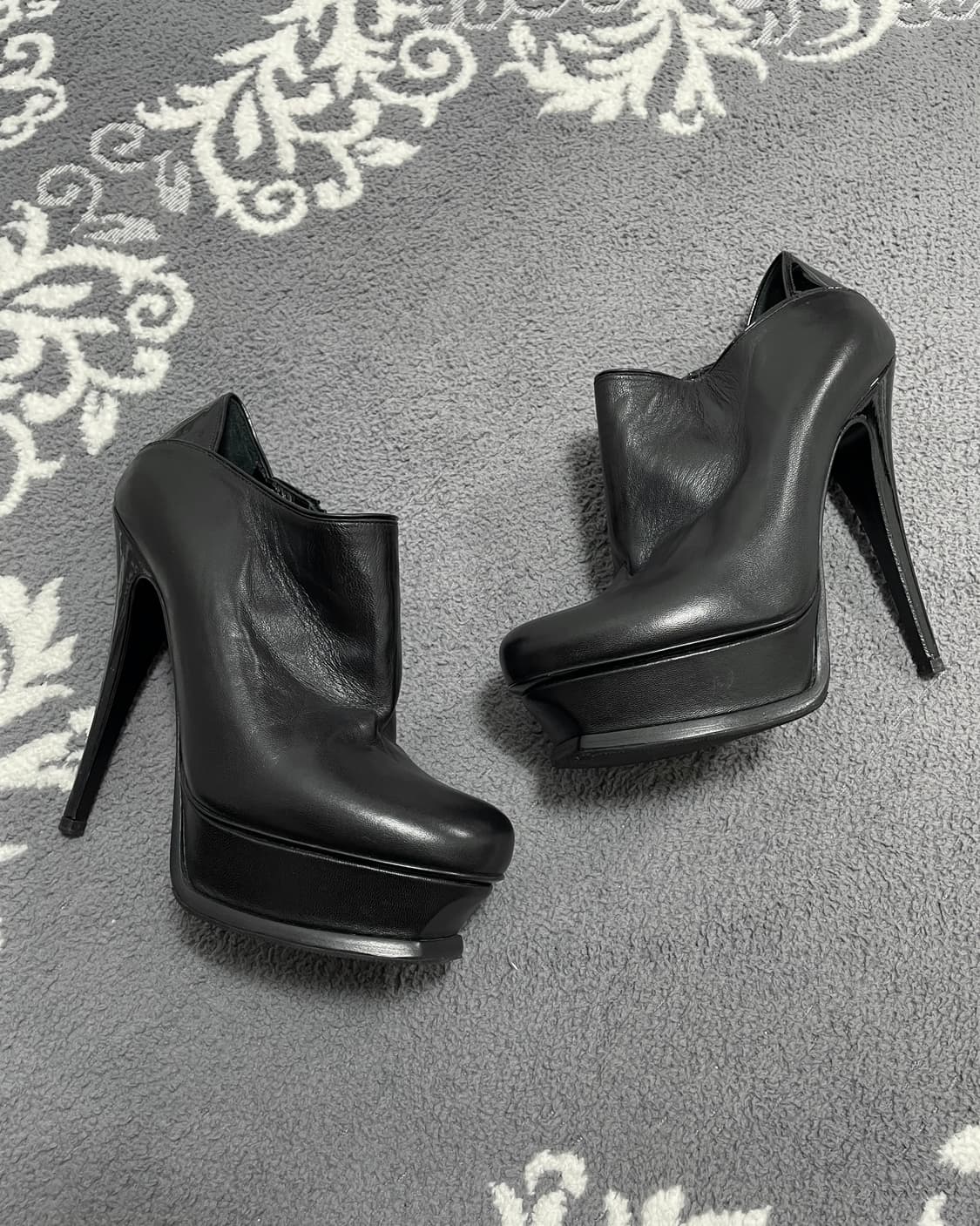 YSL Leather Pumps High-Heel 상품이미지2