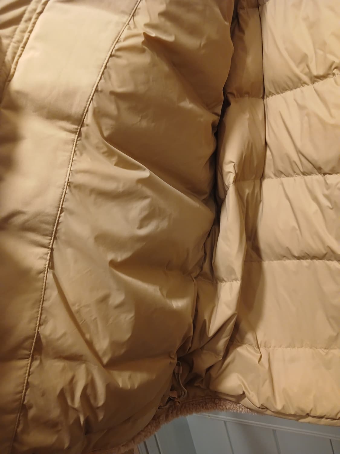 디스커버리 정품 남성 뽀글이 패딩 95 사이즈 상품이미지3