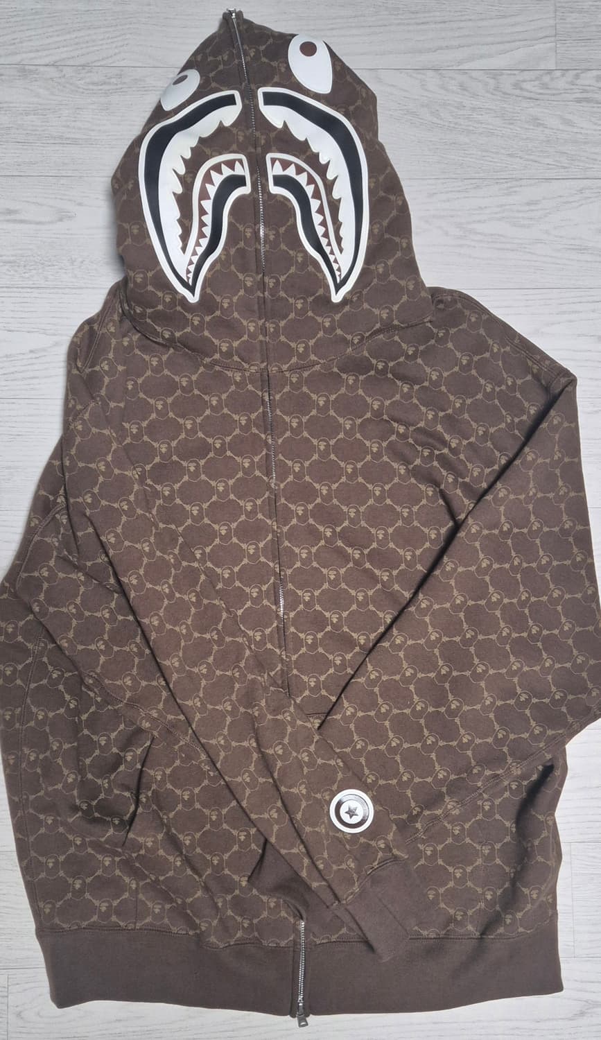 베이프 컬리지 모노그램 릴렉스드 핏 샤크 풀 집 후드 브라운 XL 판매 상품이미지3