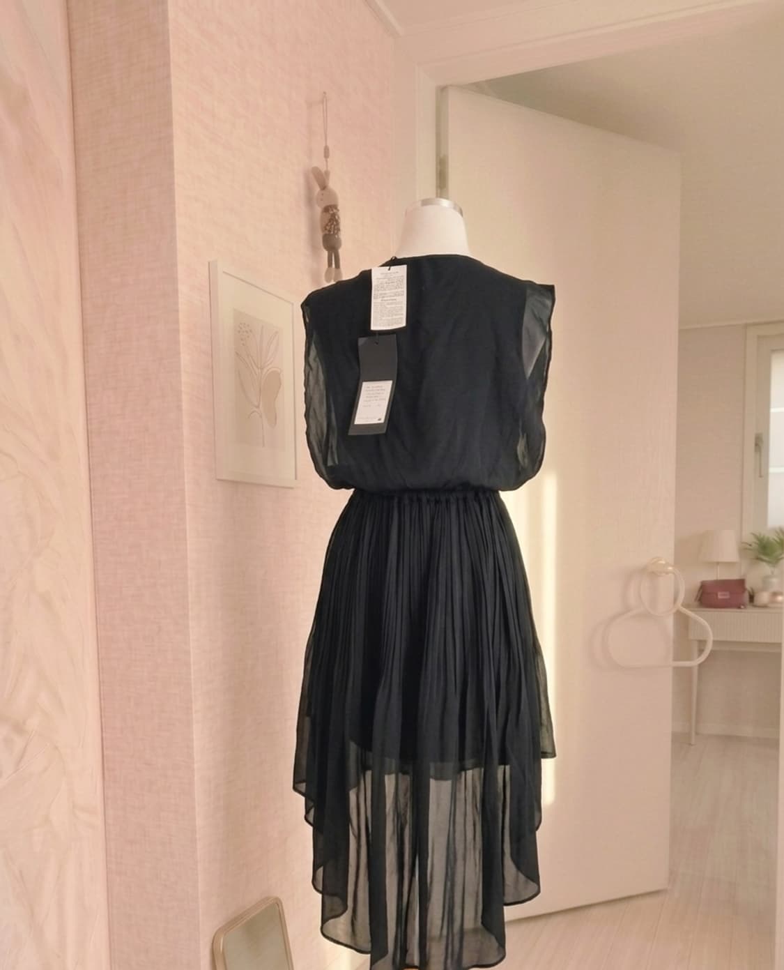 [일본브랜드] 유니크 스터드 블랙 플리츠 비대칭 원피스 (택 포함 새상품 상품이미지3