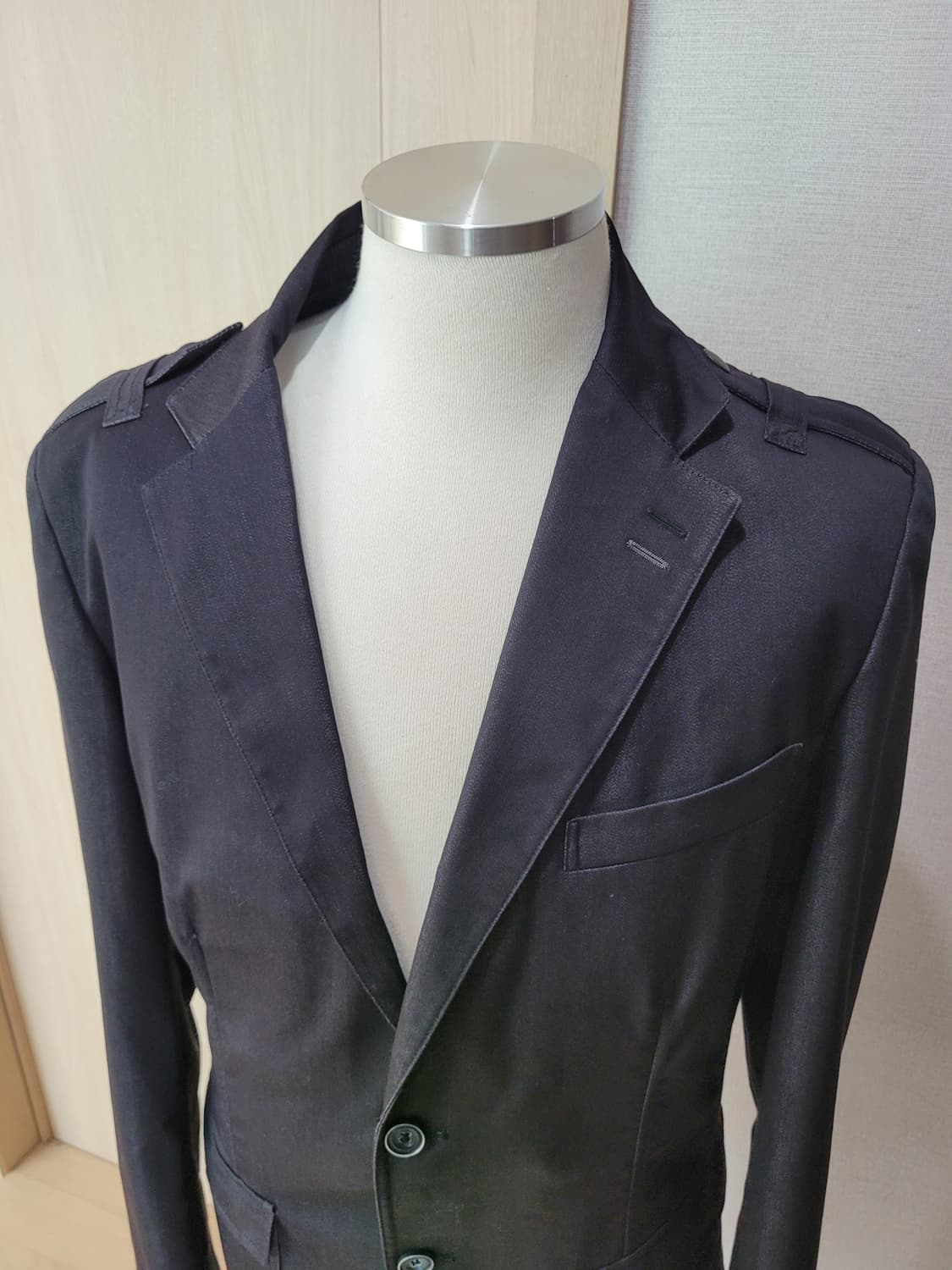 자라맨 ZARAMAN 투버튼 견장 데님 자켓 100 블랙 상품이미지2