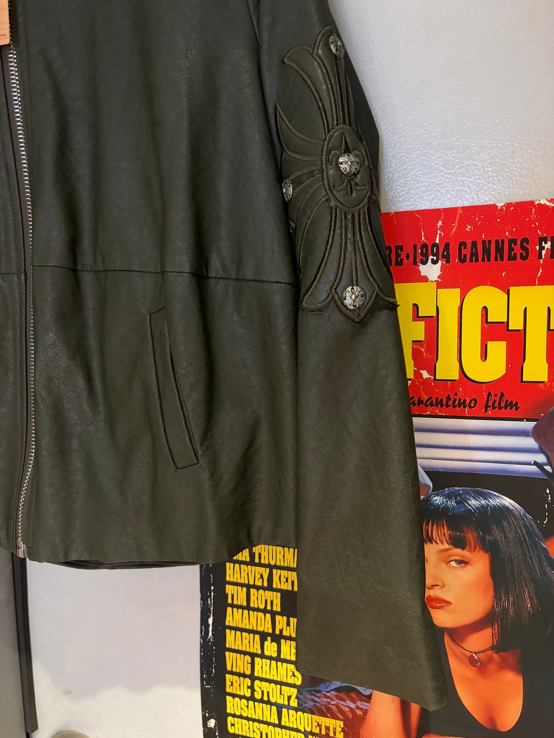 스웨터 후드 카키 레더자켓 상품이미지2