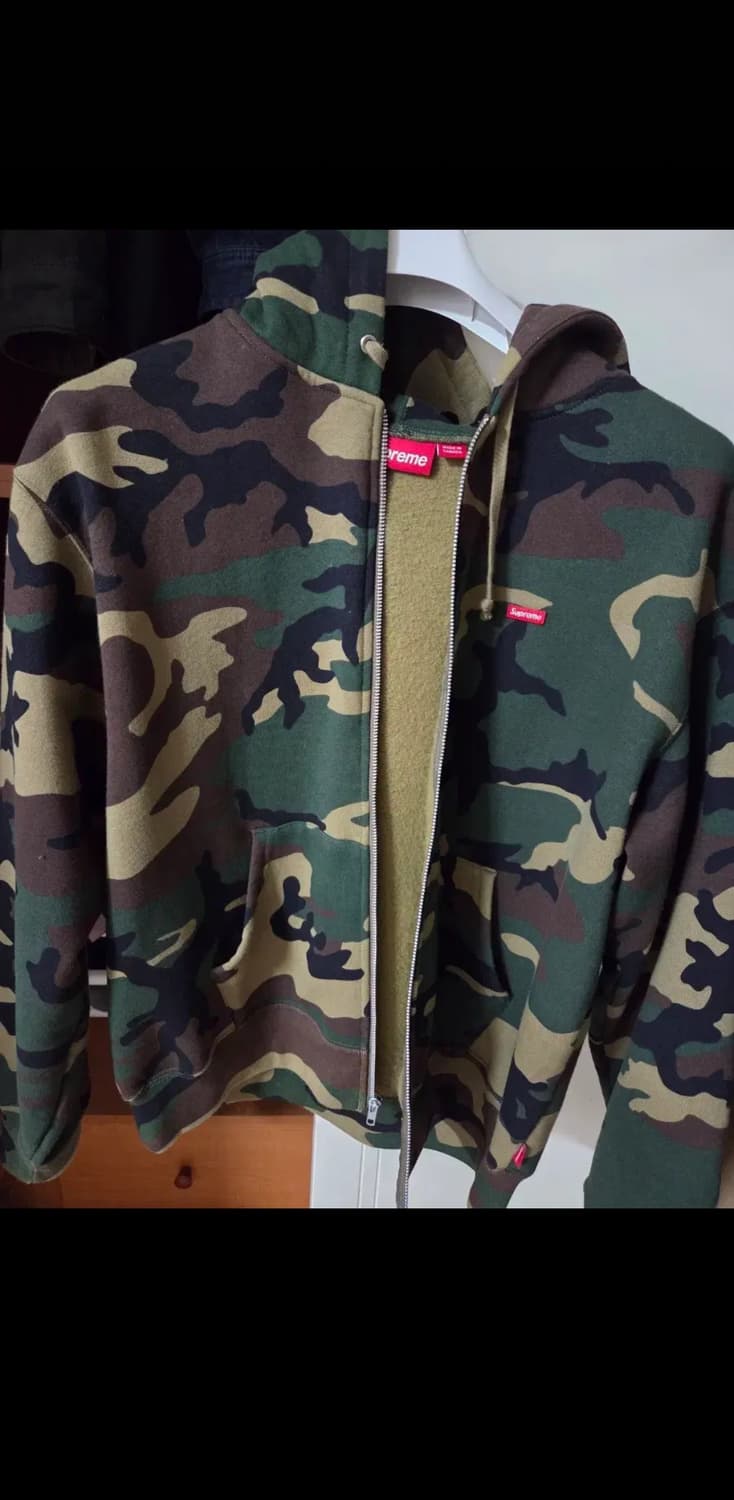 24FW 슈프림 스몰 박스 집업 후드 스웨트셔츠 우드랜드 카모 팔아요 상품이미지2