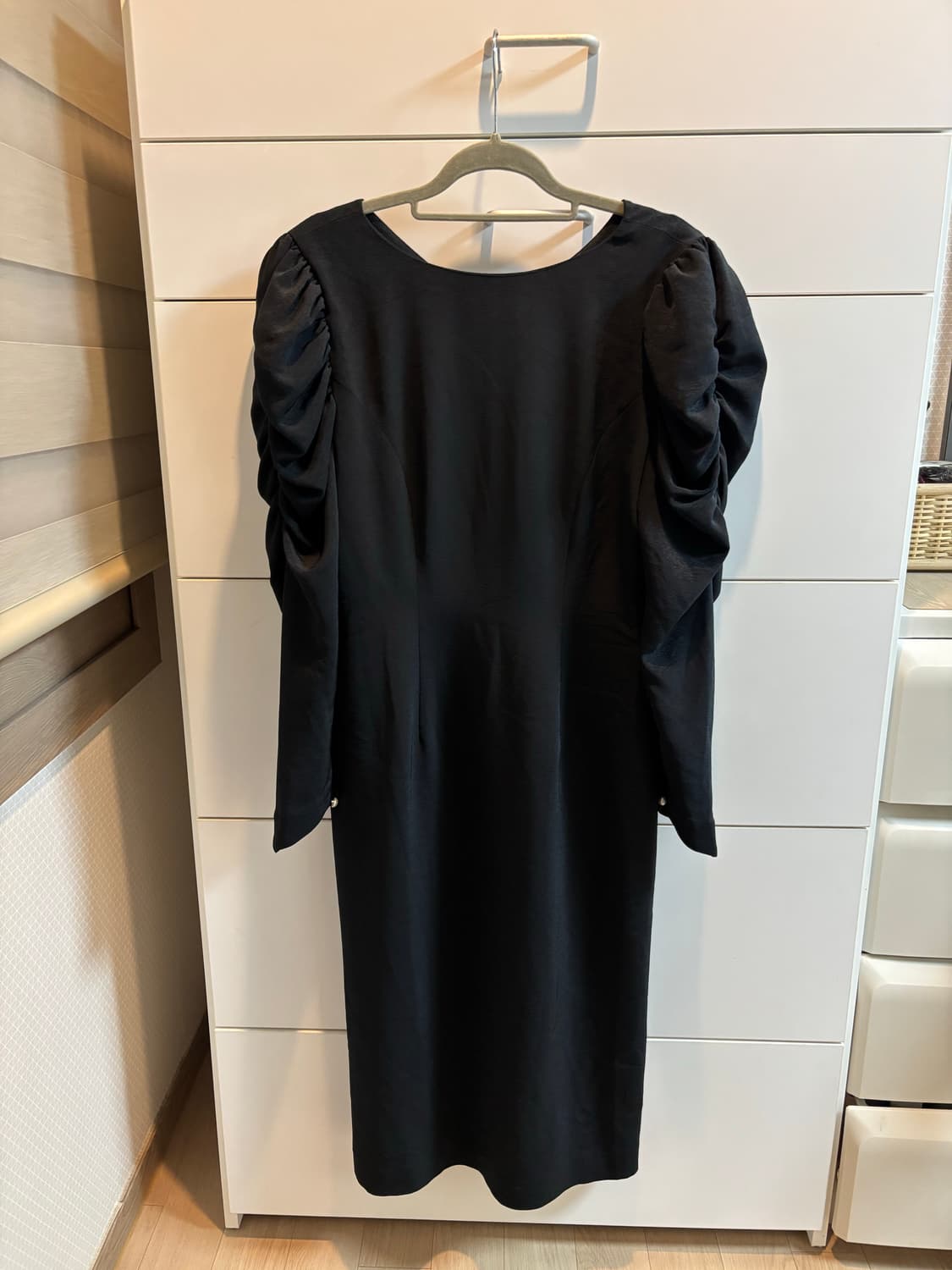 블랙 퍼프 셔링 롱 원피스(결혼식,연말파티룩 추천) 상품이미지1