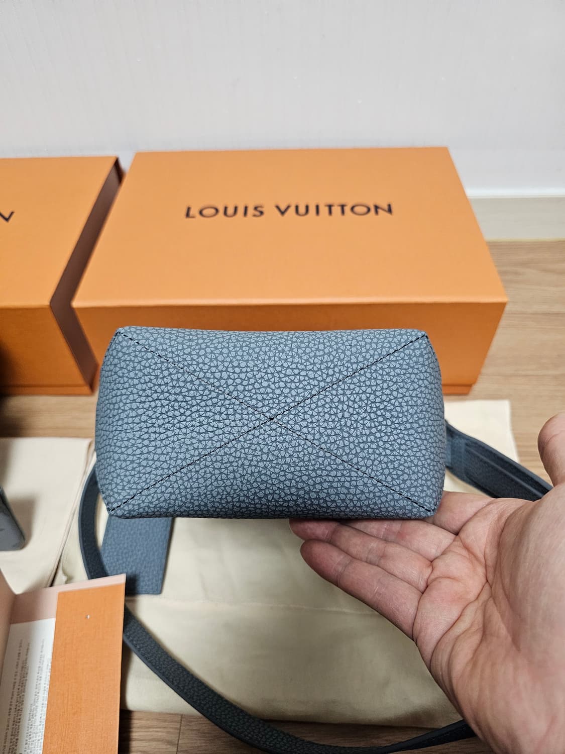 루이비통 버질아블로 돕키트 클라이밍 더블체인 토리옹 크로스백 (새상품) 상품이미지8