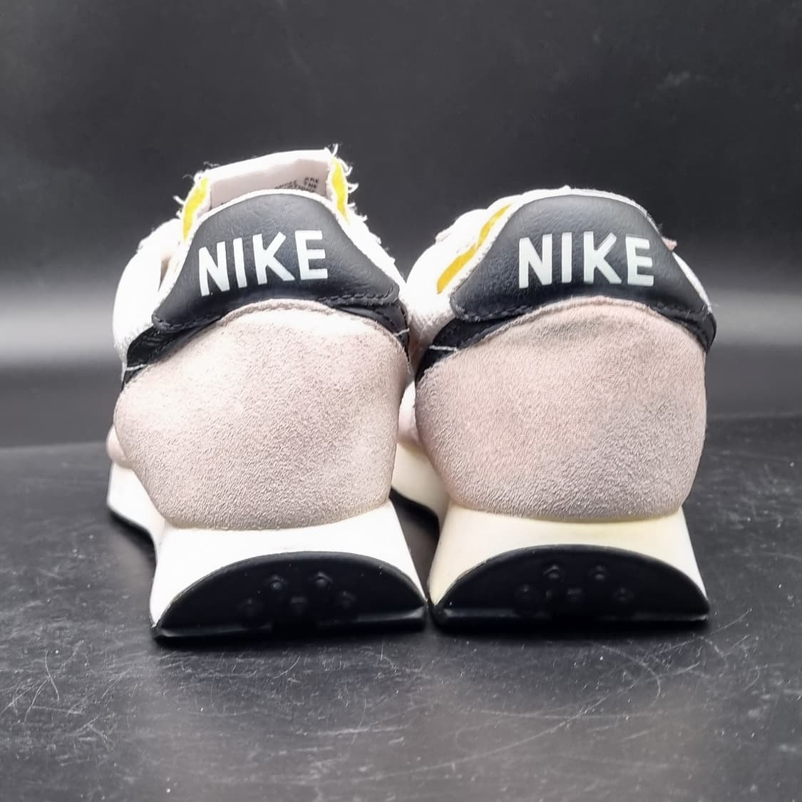 나이키 테일윈드79 여성운동화 235 상품이미지4