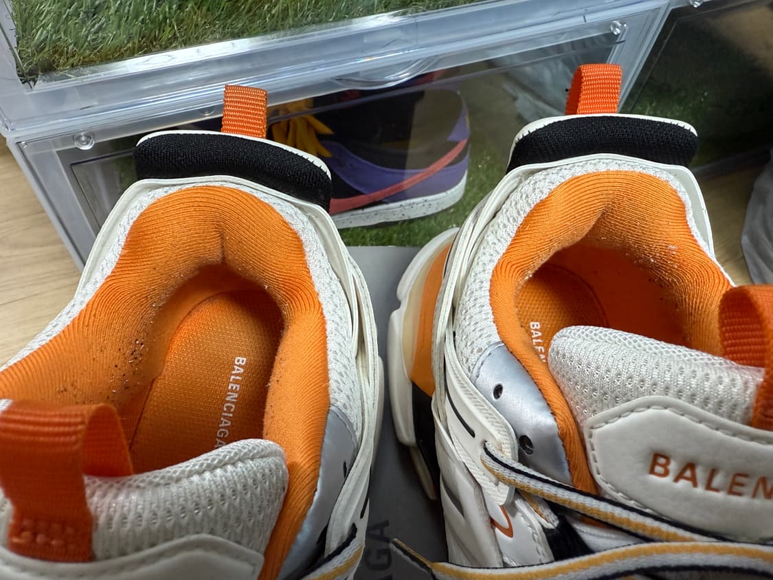 발렌시아가 트리플s 화이트오렌지 39(250~255) 상품이미지3