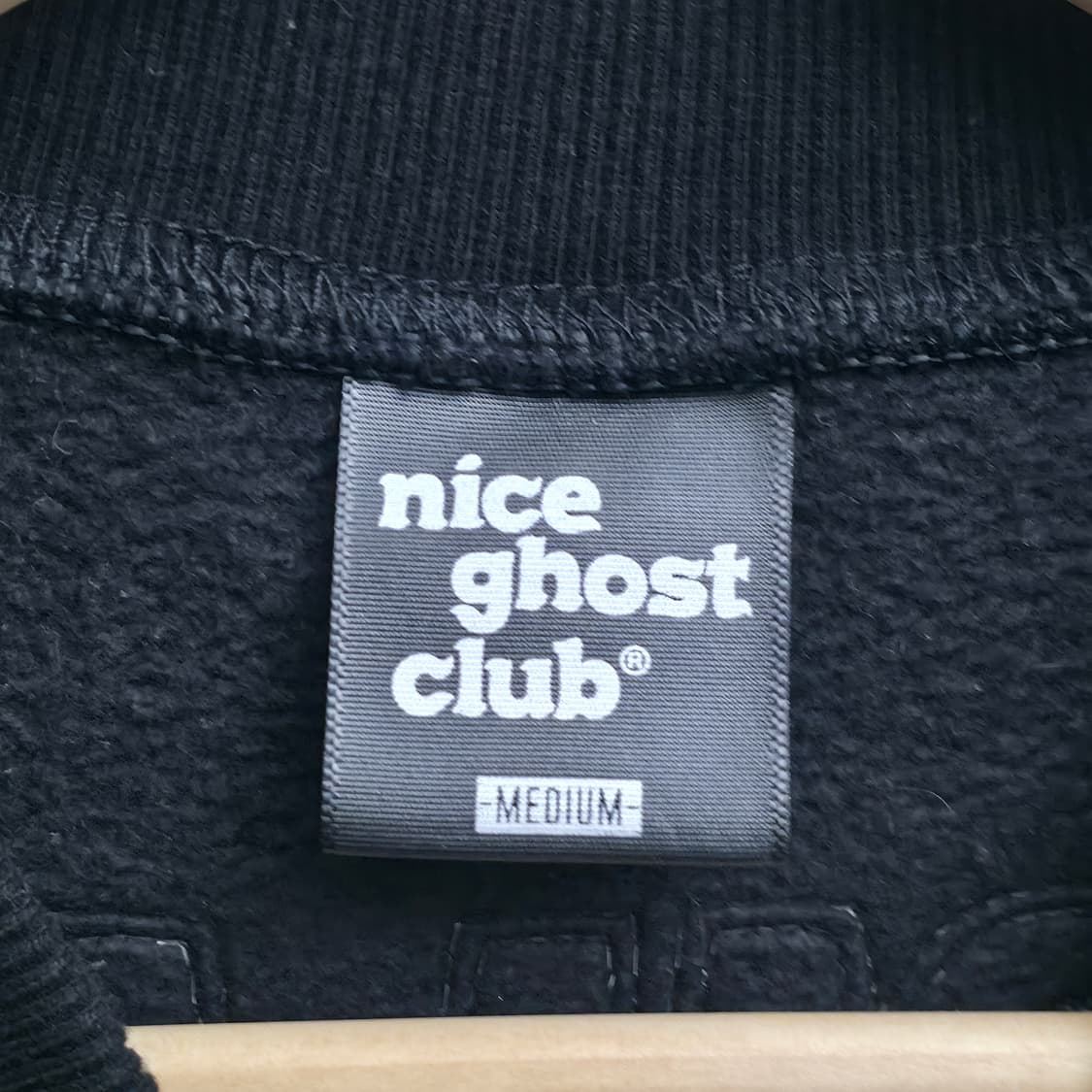 [M] 나이스 고스트 클럽 블랙 맨투맨 상품이미지5