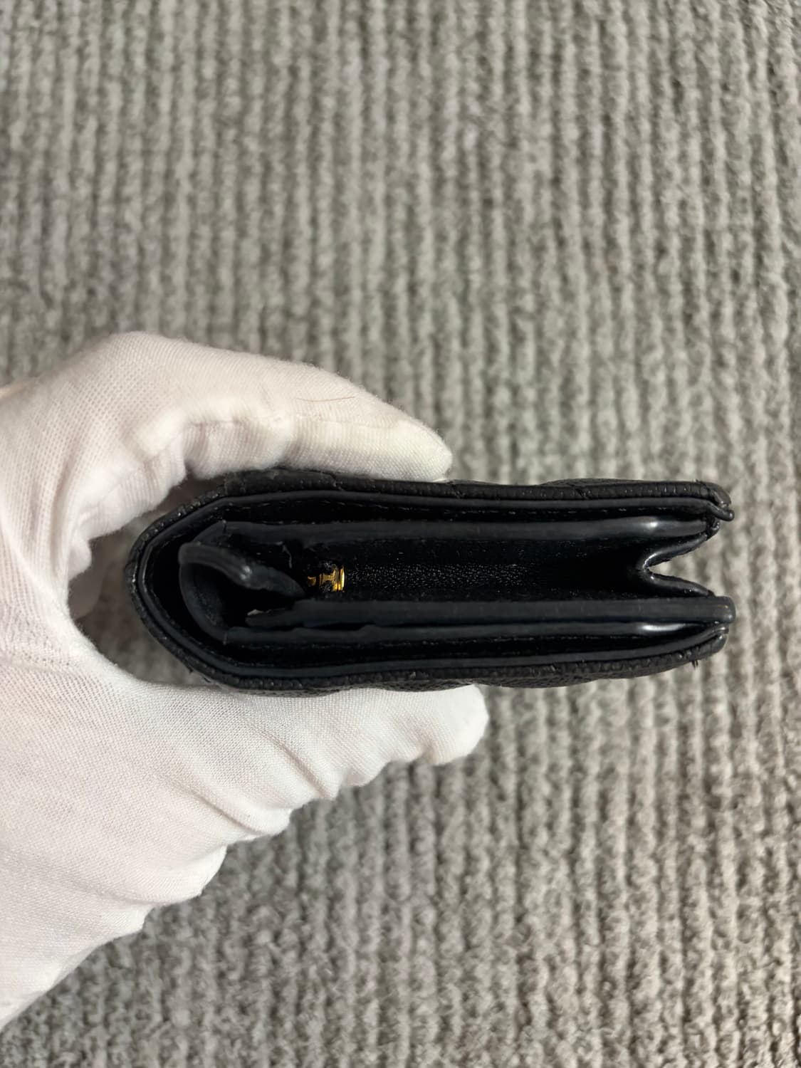 입생로랑 마틀라세 반지갑 상품이미지8