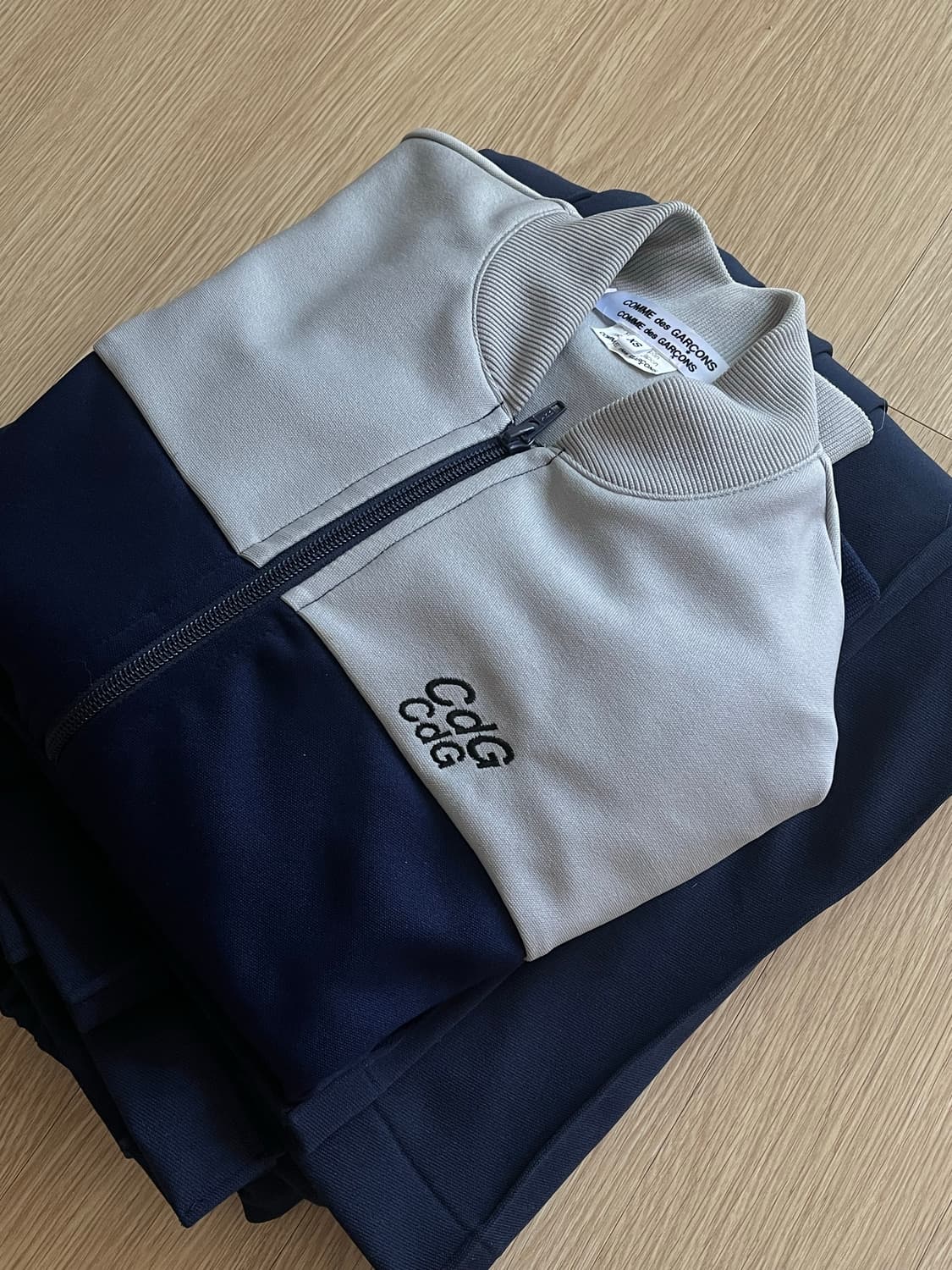 꼼데가르송 (CDG) 네이비 저지 셋업 상품이미지1