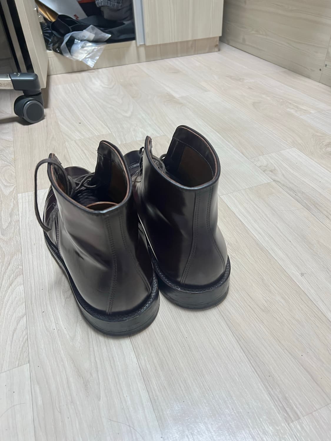 알든 코도반 캡토 부츠 버건디 컬러 8e 상품이미지4